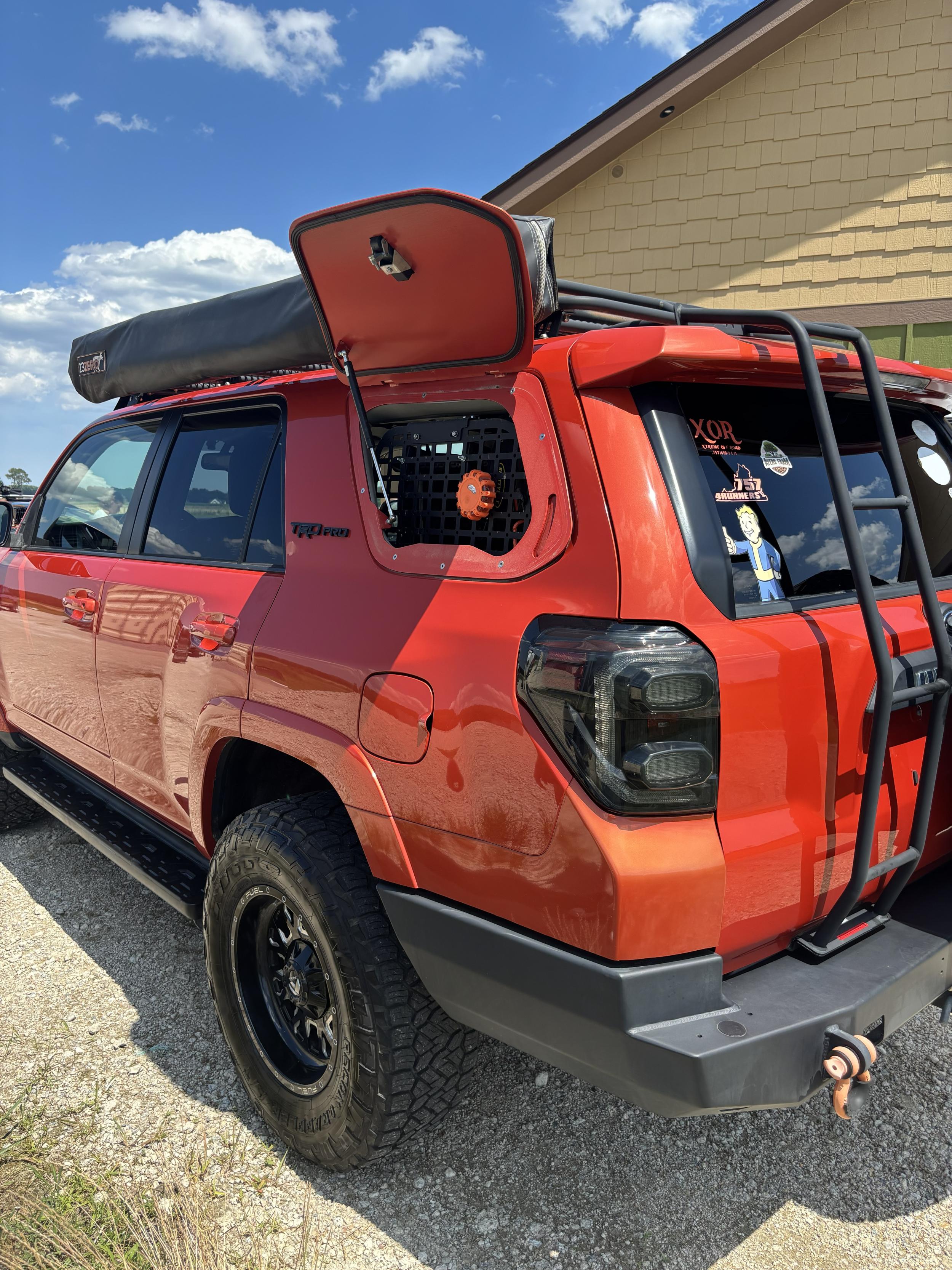 Modified 2015 Toyota 4Runner TRD Pro - 5