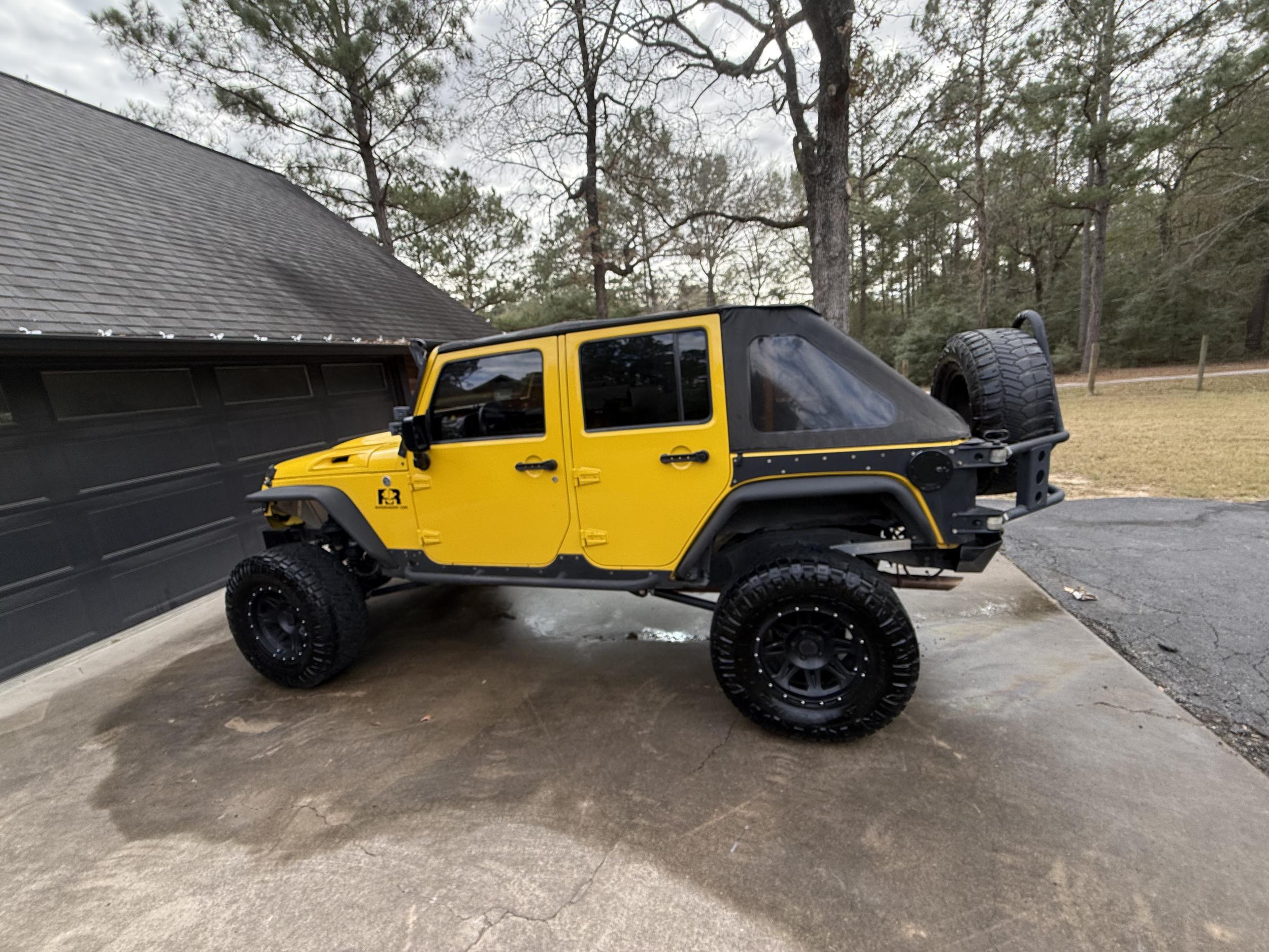 6.4L HEMI V8-Powered 2007 Jeep Wrangler Unlimited X - 3