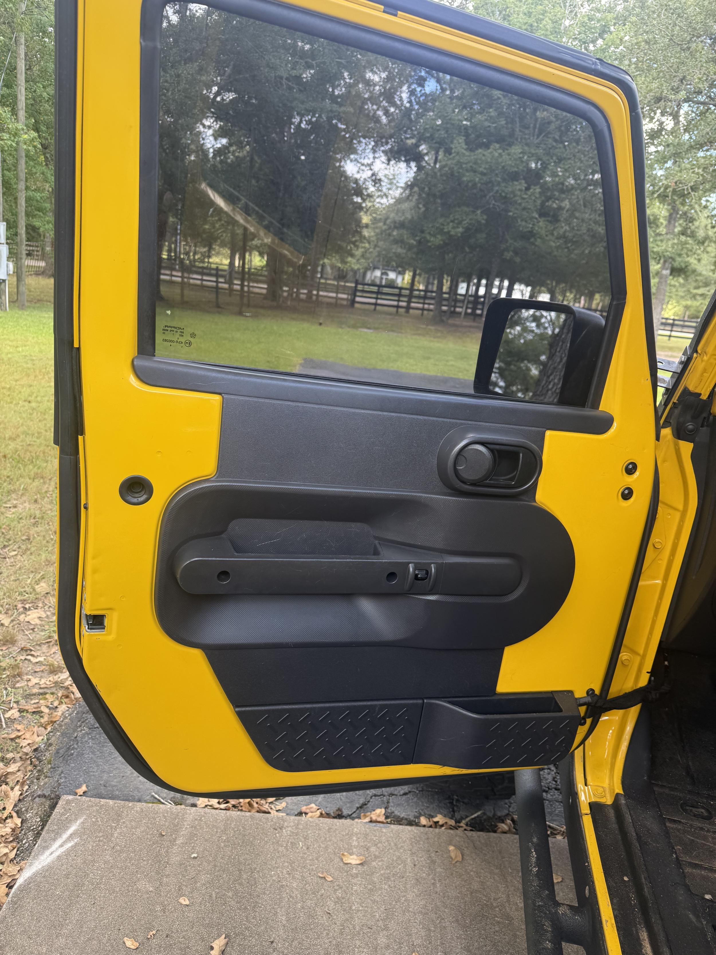 6.4L HEMI V8-Powered 2007 Jeep Wrangler Unlimited X