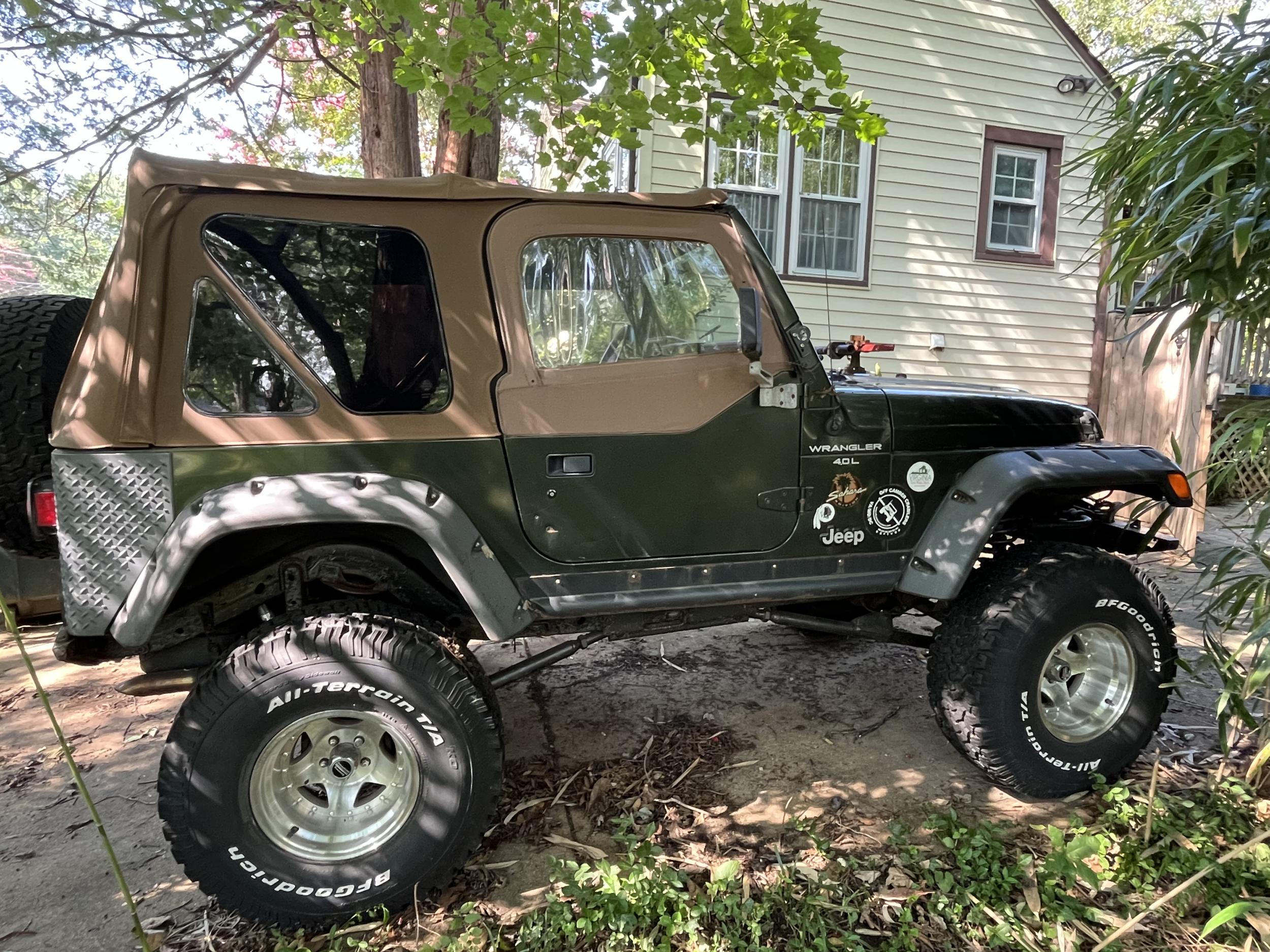 1998 Jeep Wrangler Sahara - 2