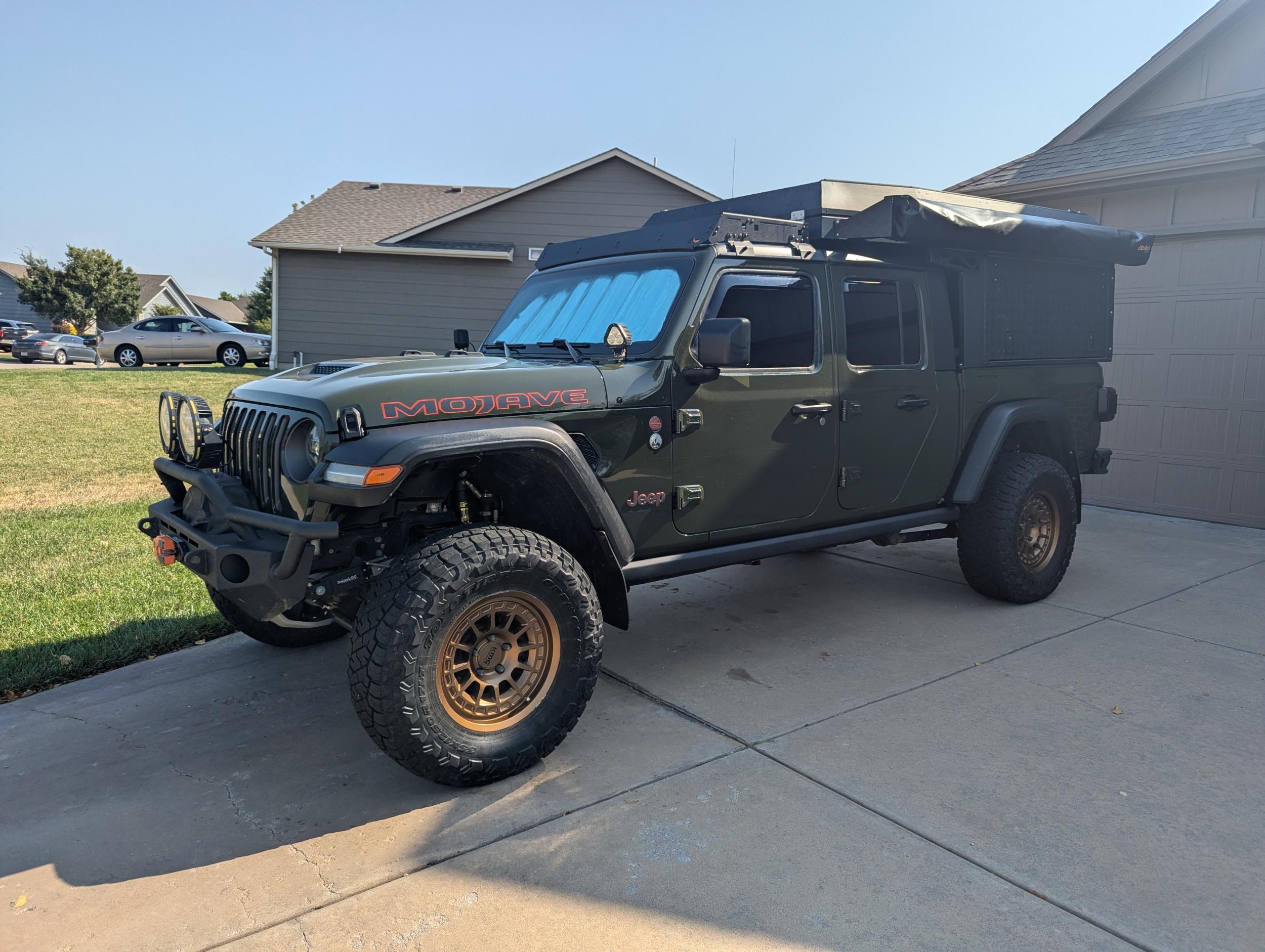 Modified 2021 Jeep Gladiator Mojave - 5