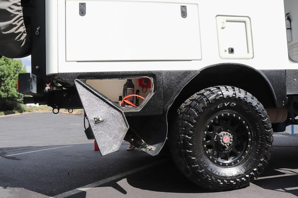 2020 EarthCruiser EXP