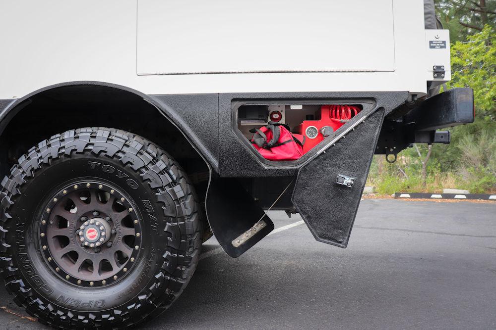 2020 EarthCruiser EXP
