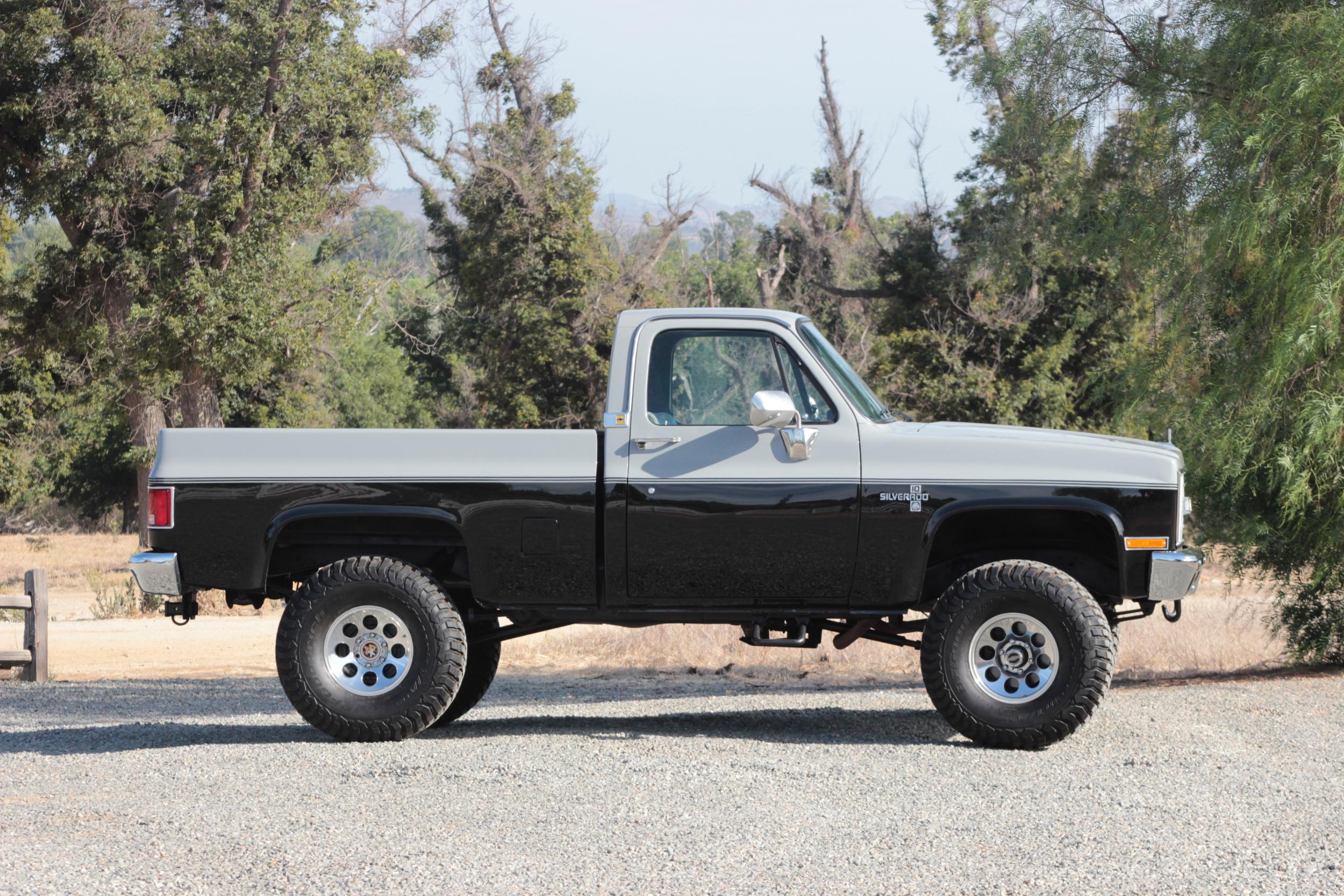 1985 Chevrolet K10 Silverado - 2