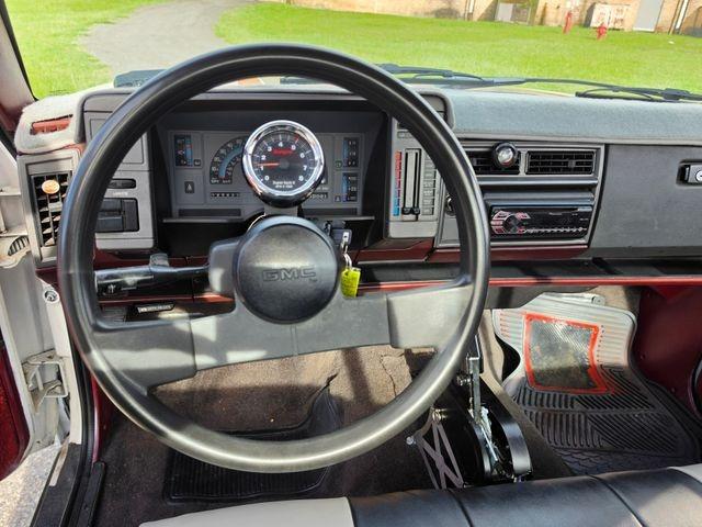 V8-Powered 1991 GMC Sonoma