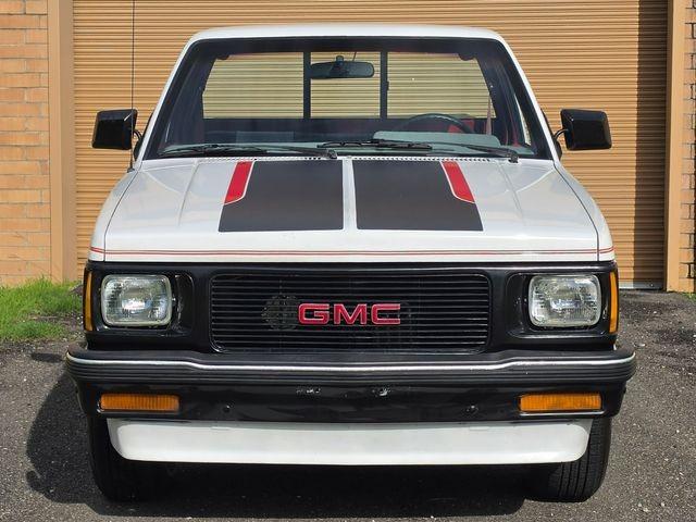 V8-Powered 1991 GMC Sonoma - 3