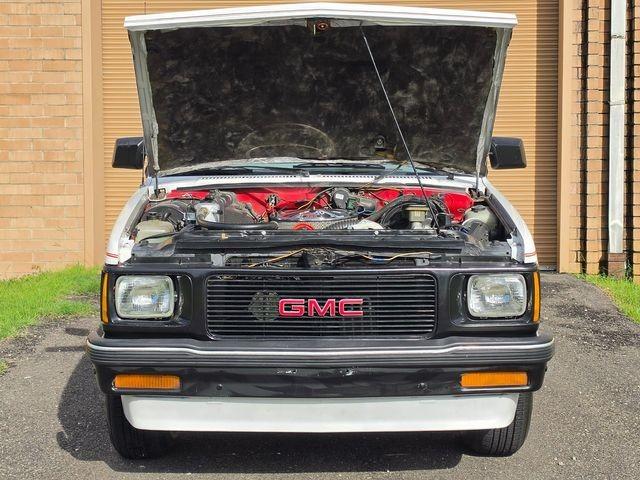 V8-Powered 1991 GMC Sonoma