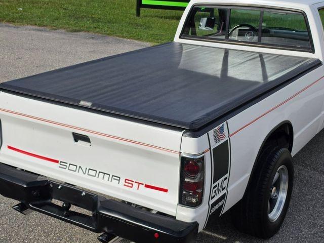 V8-Powered 1991 GMC Sonoma