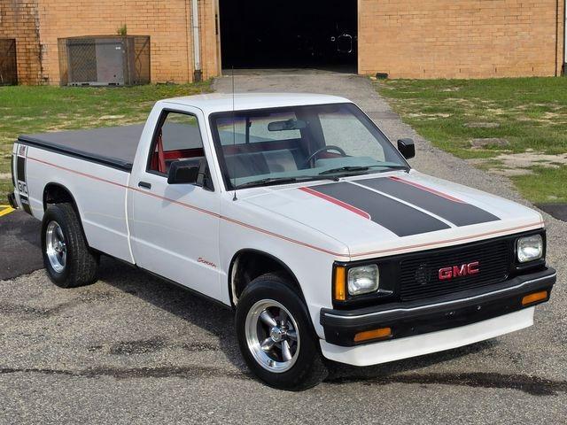 V8-Powered 1991 GMC Sonoma