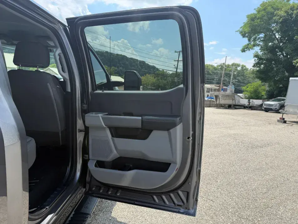 2023 Ford F-250 XL Super Duty Crew Cab