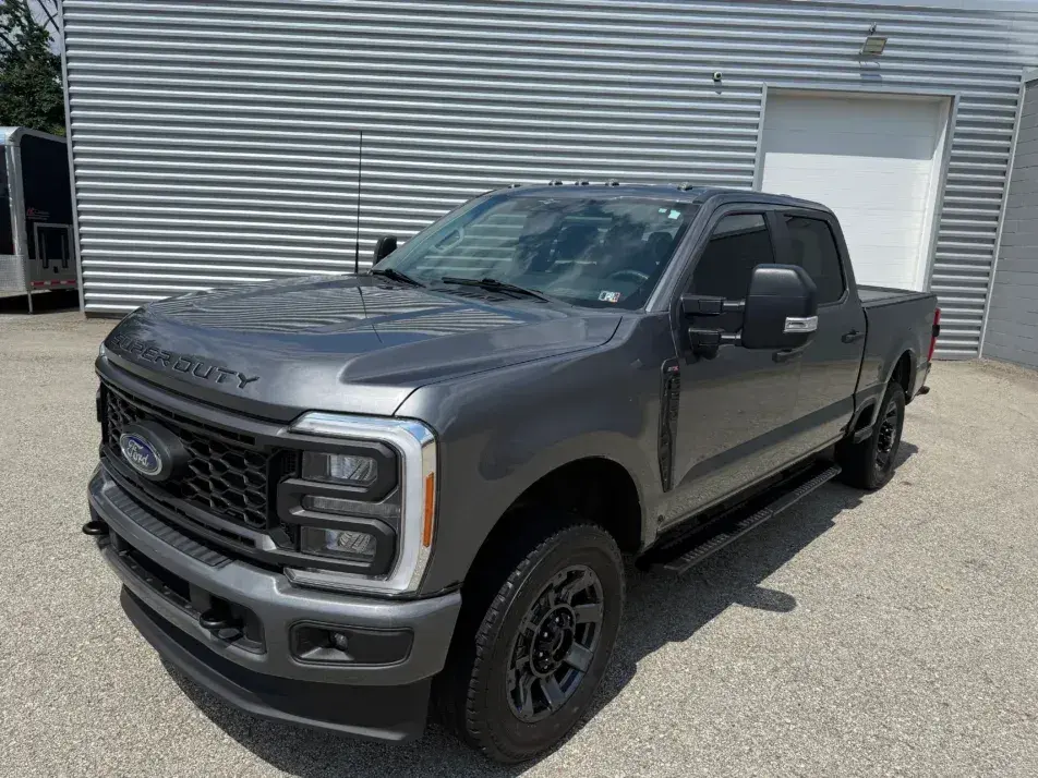 2023 Ford F-250 XL Super Duty Crew Cab