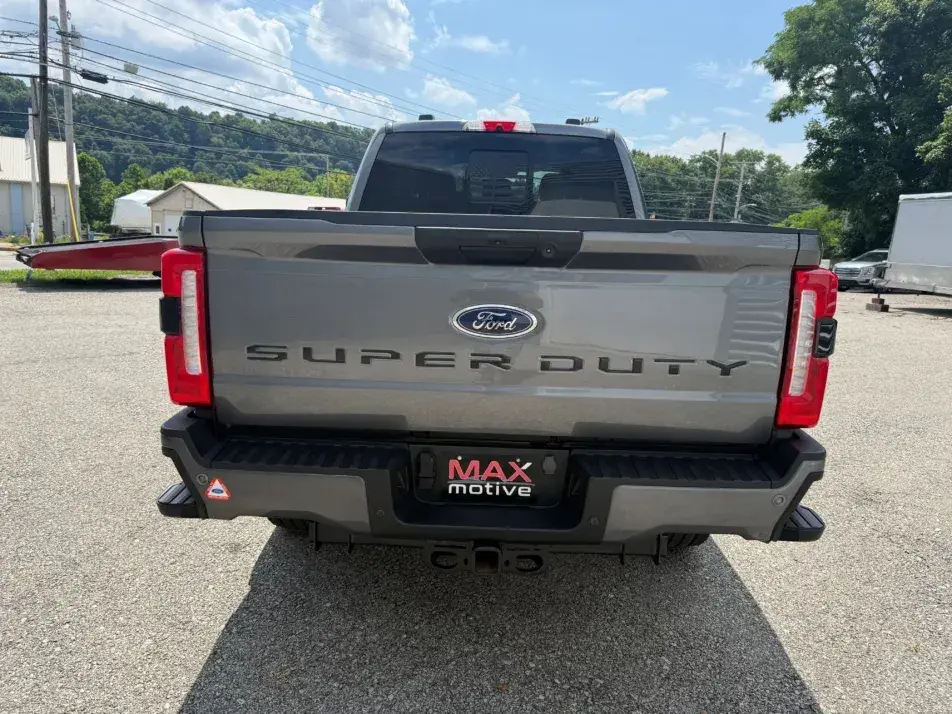2023 Ford F-250 XL Super Duty Crew Cab