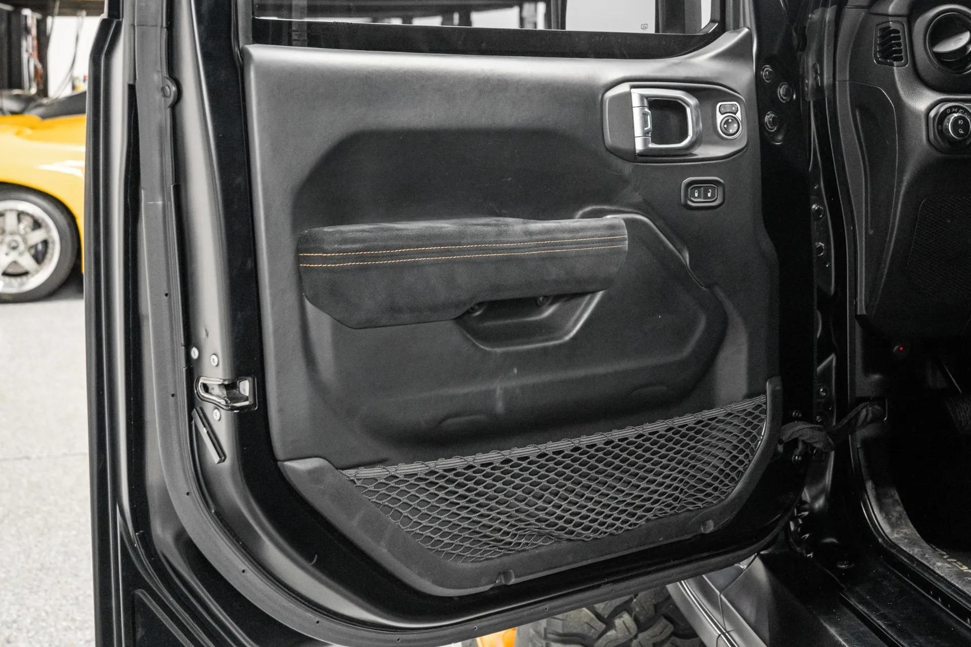 2020 Rezvani Hercules 6×6