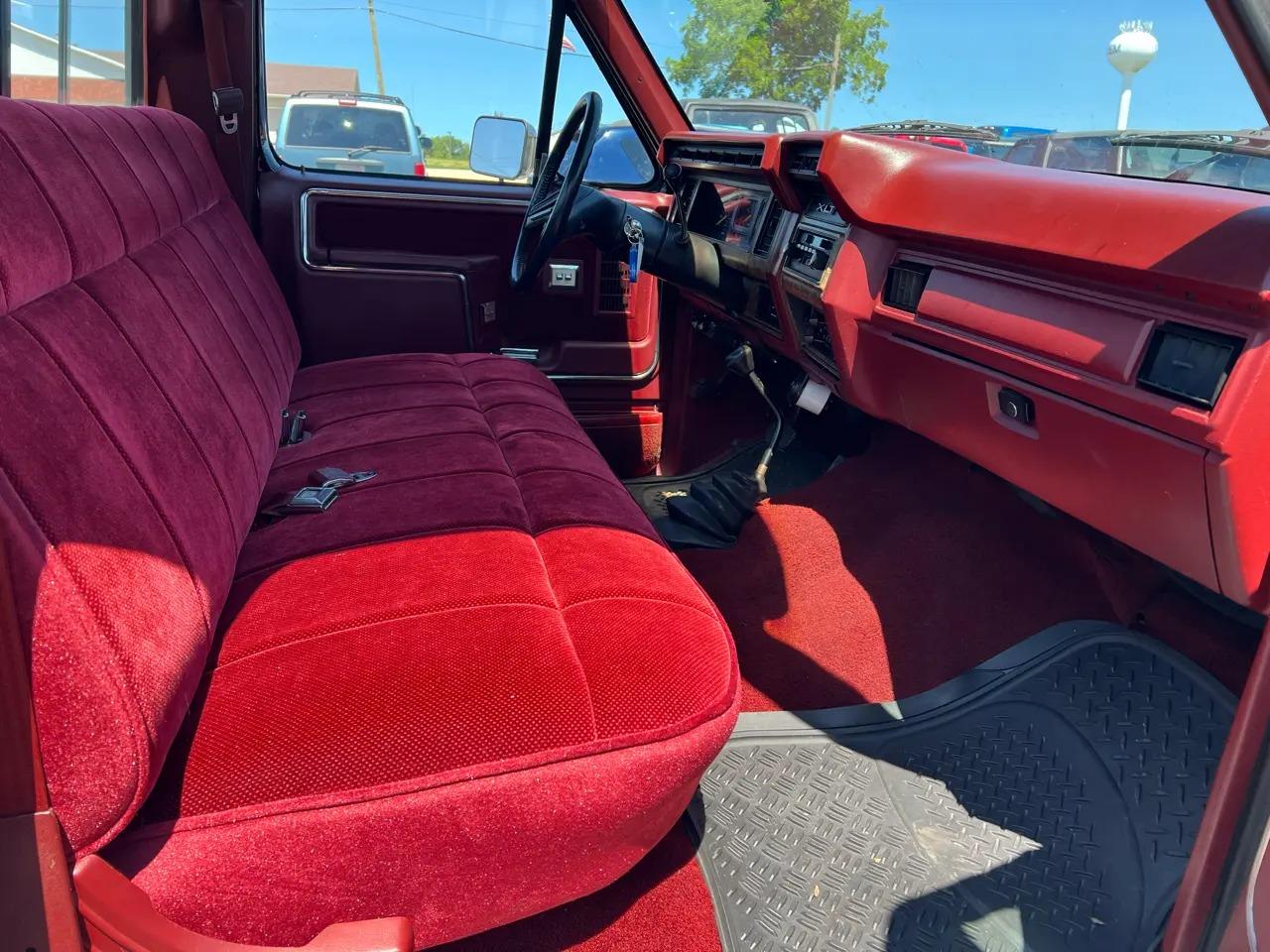 1986 Ford F-250 Lariat