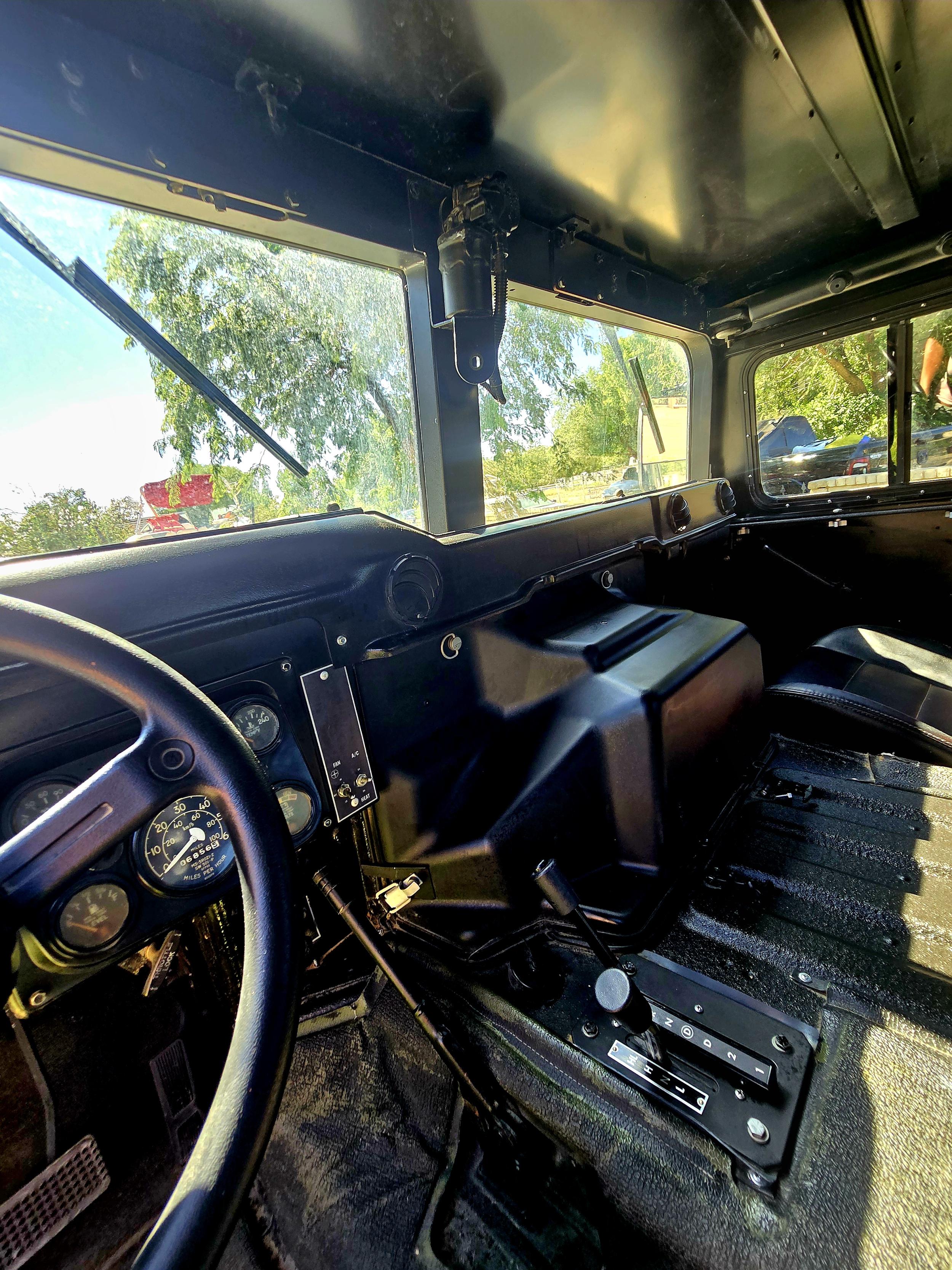 1987 AM General HMMWV