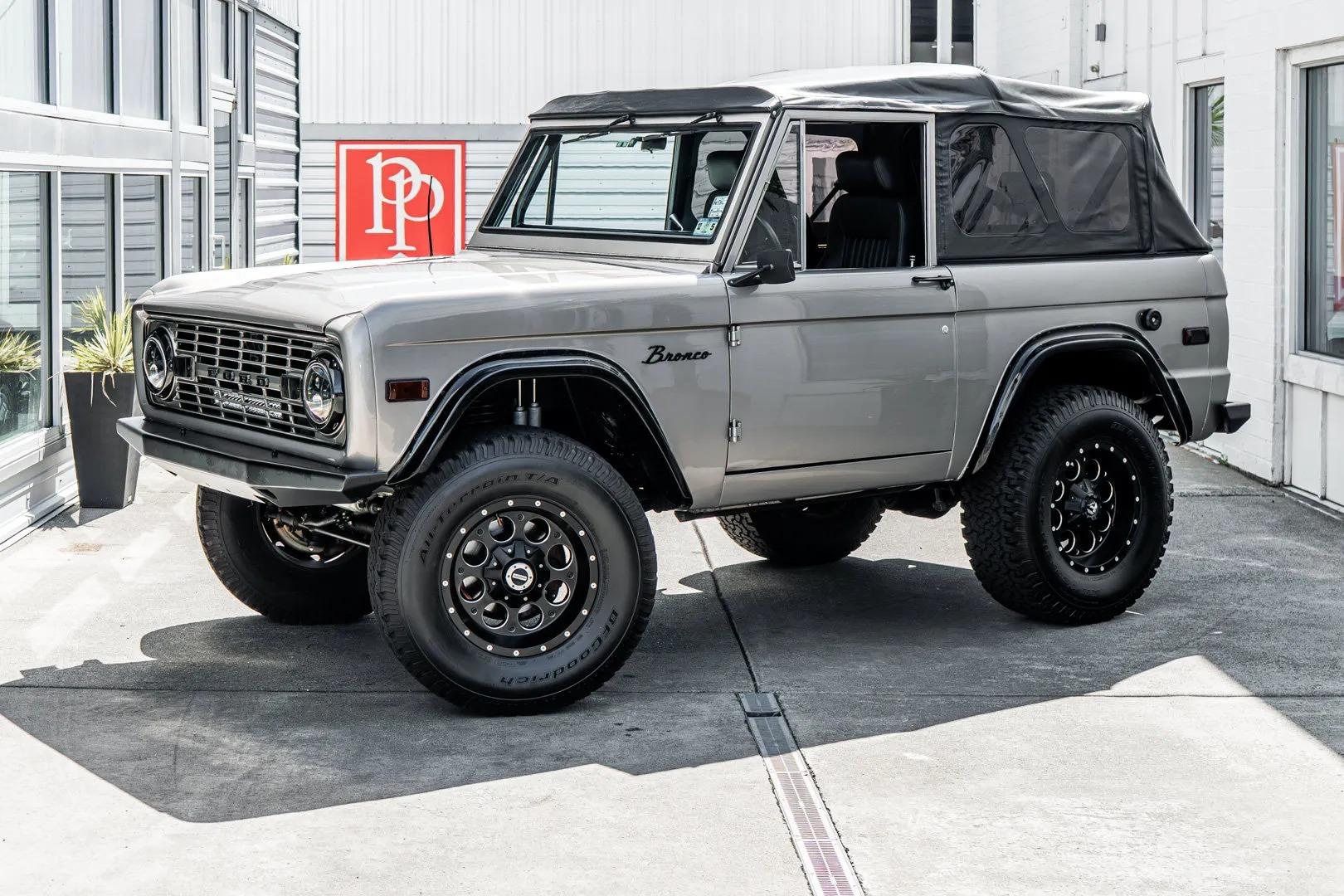  Ford Bronco