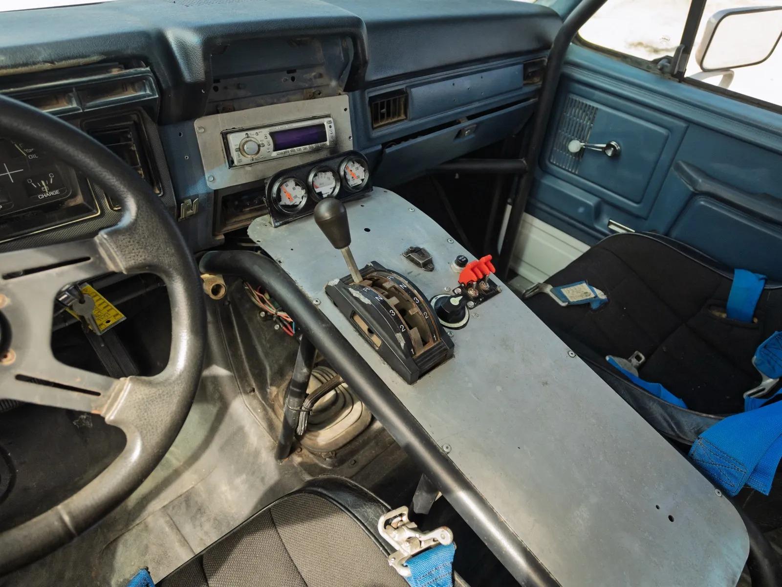 Modified 1986 Ford Bronco