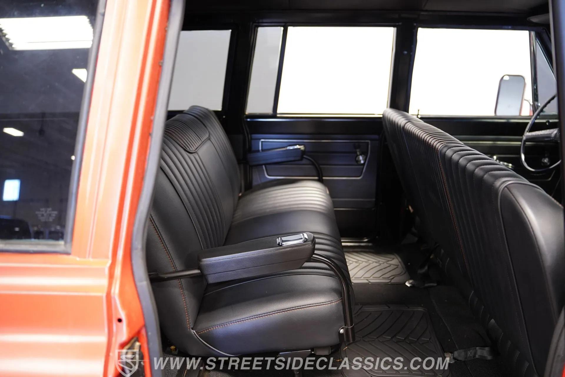 1972 Chevrolet Suburban Patina Restomod