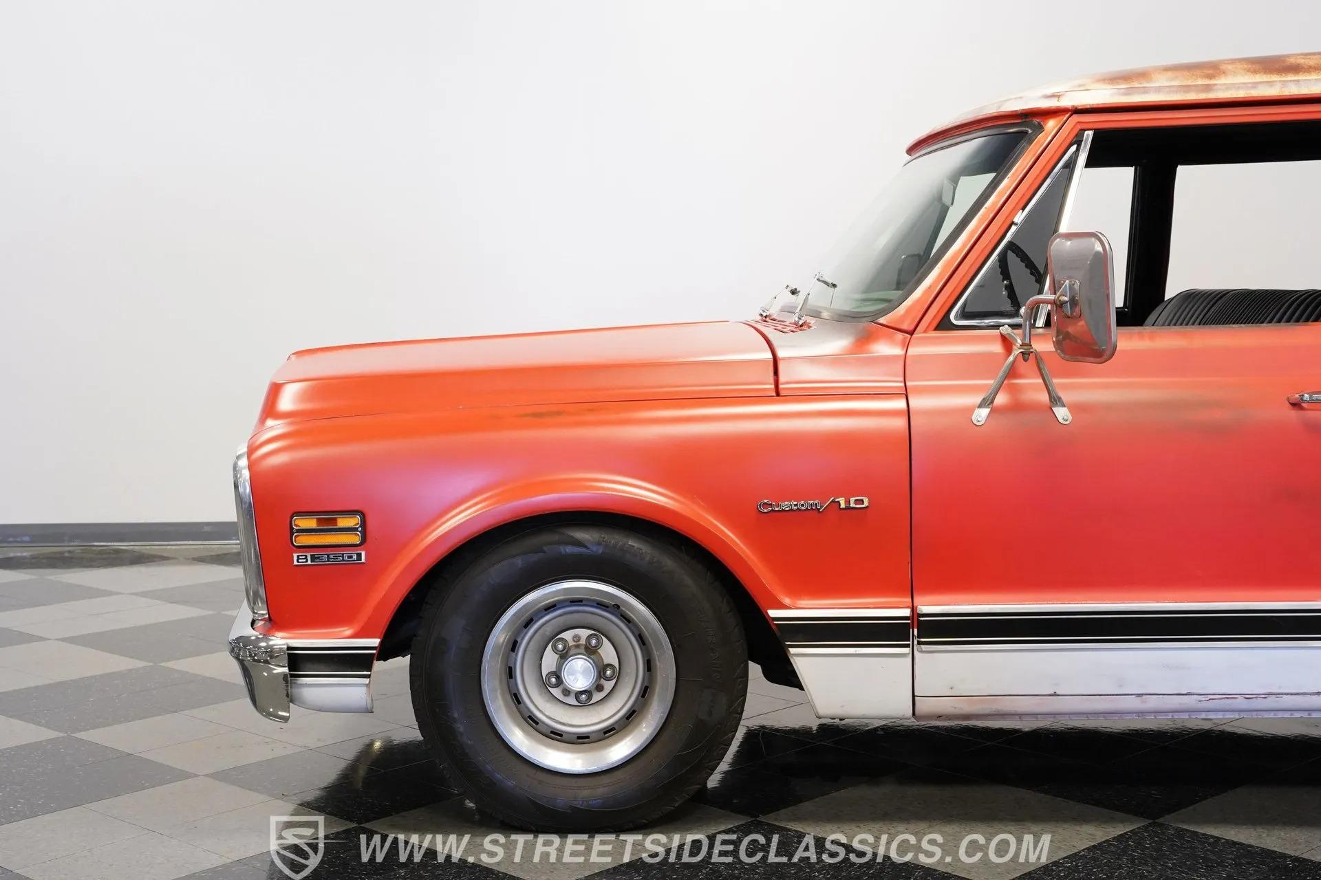 1972 Chevrolet Suburban Patina Restomod