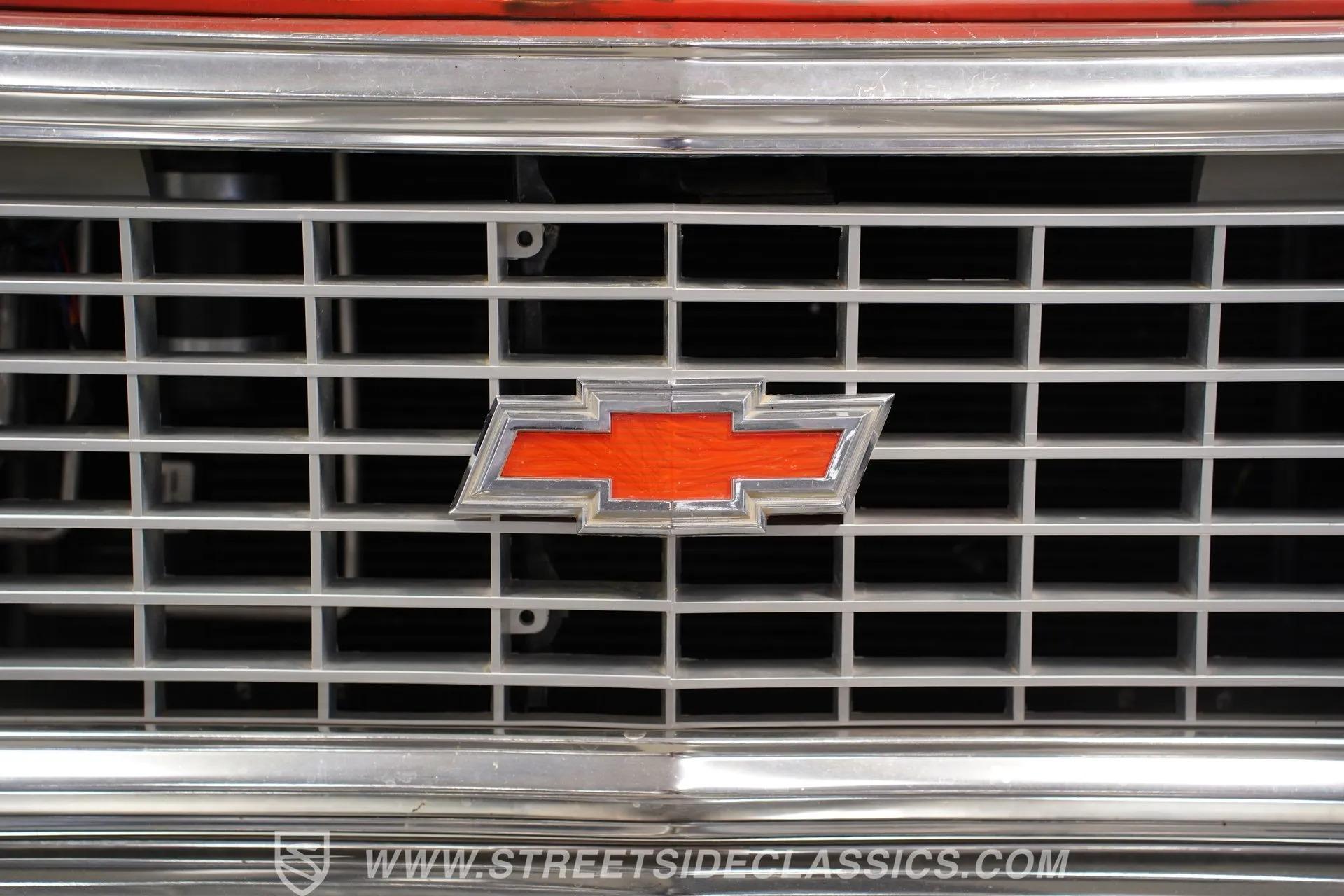 1972 Chevrolet Suburban Patina Restomod
