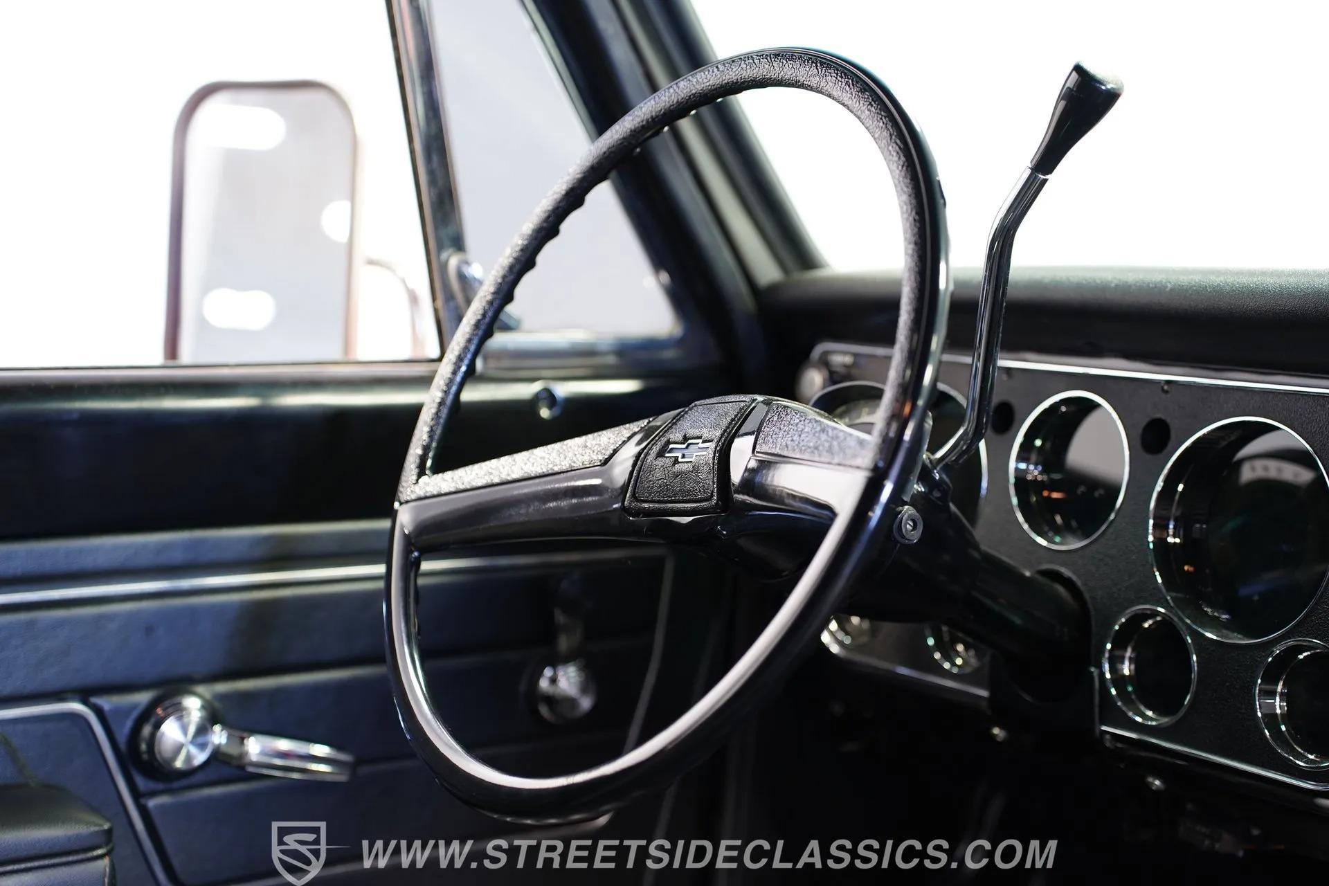 1972 Chevrolet Suburban Patina Restomod