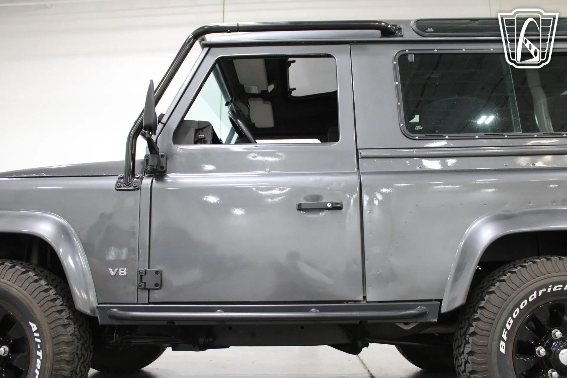 1995 Land Rover Defender 90 NAS