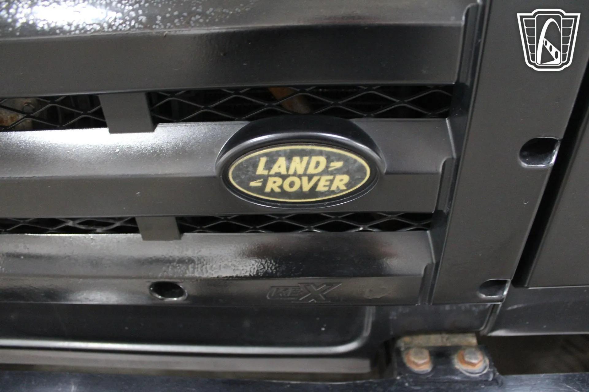 1995 Land Rover Defender 90 NAS