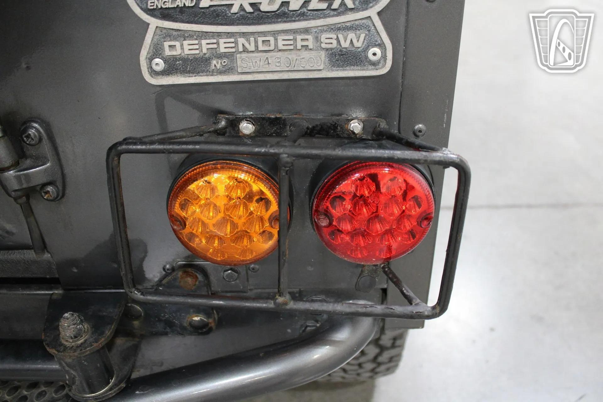 1995 Land Rover Defender 90 NAS