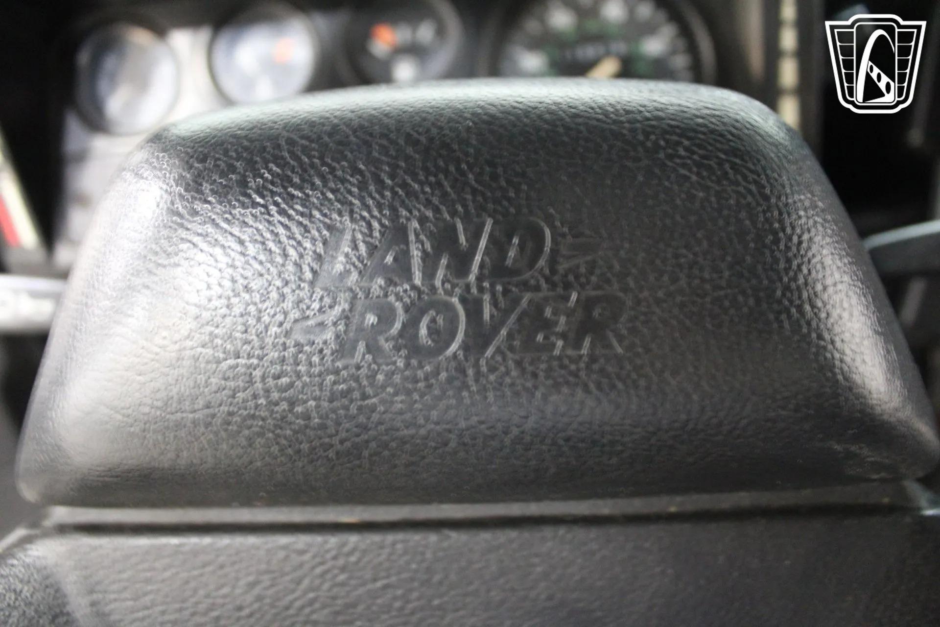 1995 Land Rover Defender 90 NAS