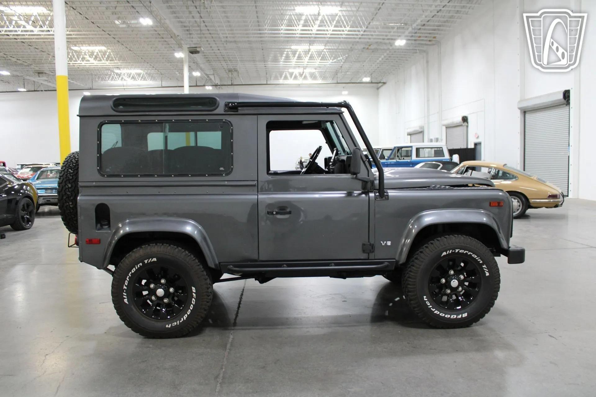 1995 Land Rover Defender 90 NAS