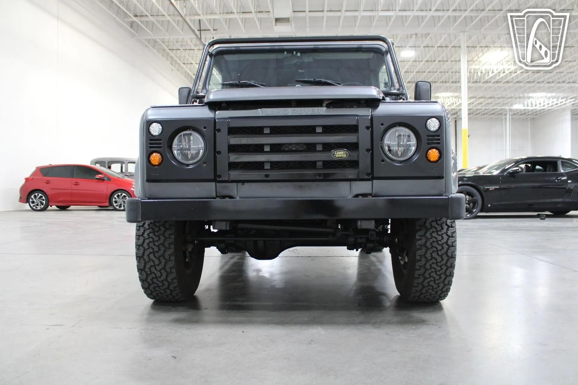 1995 Land Rover Defender 90 NAS