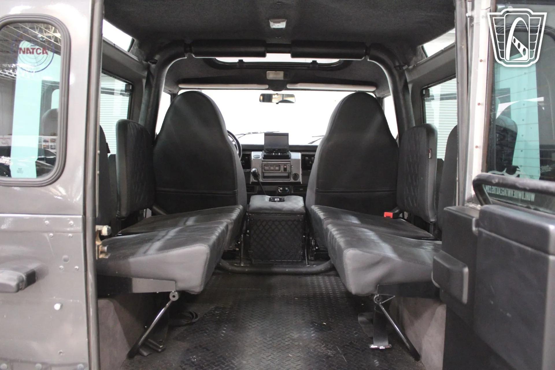 1995 Land Rover Defender 90 NAS
