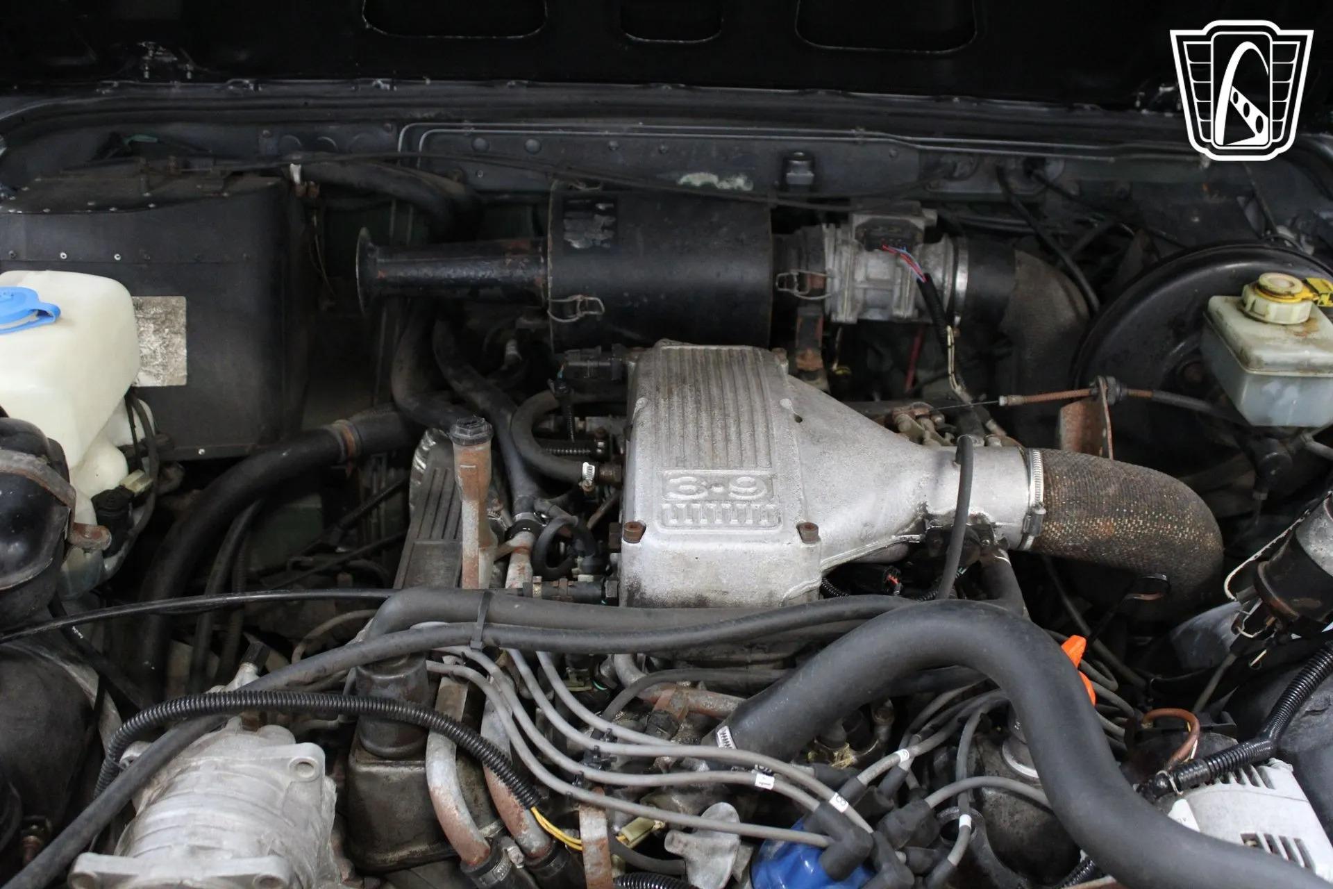 1995 Land Rover Defender 90 NAS