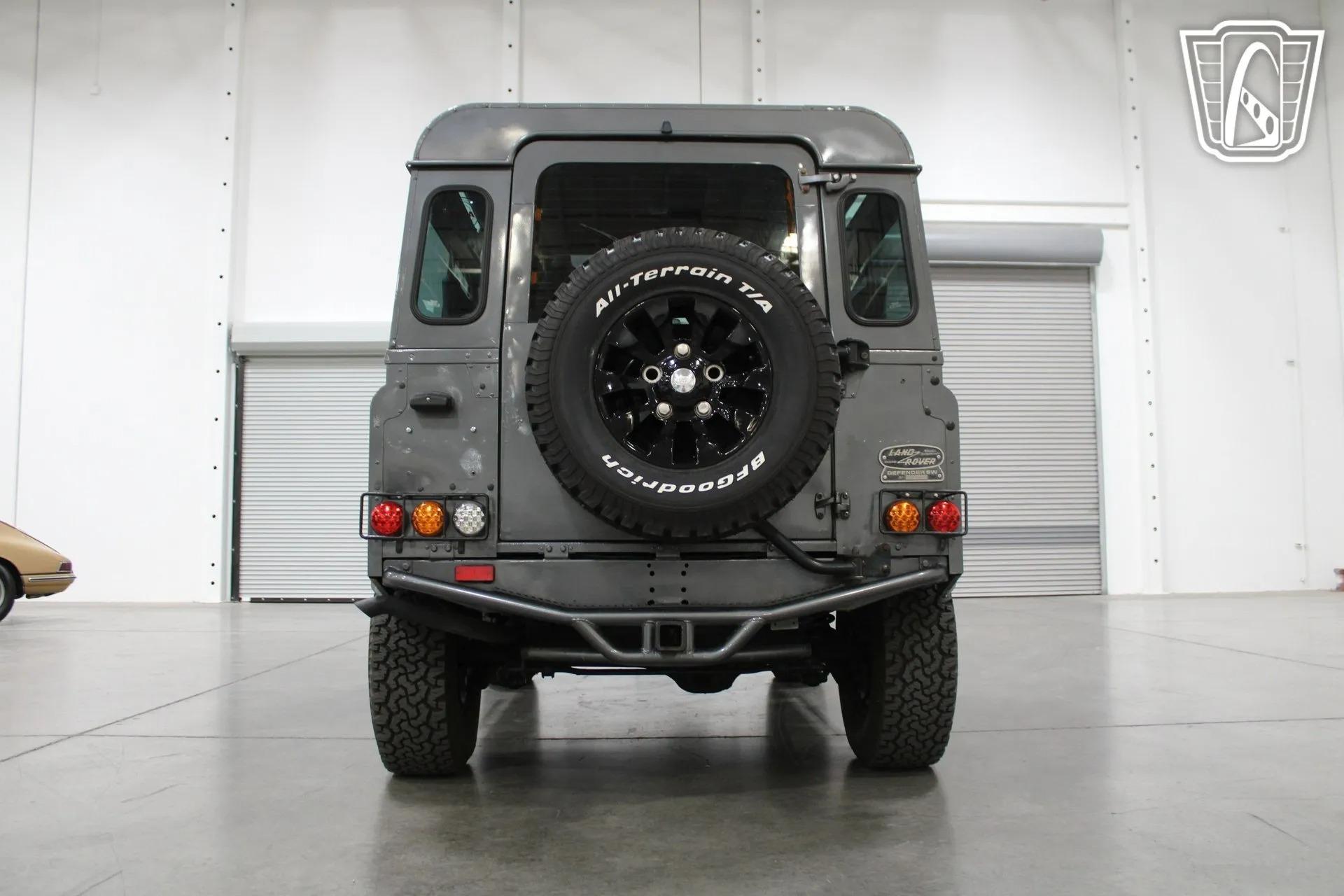 1995 Land Rover Defender 90 NAS