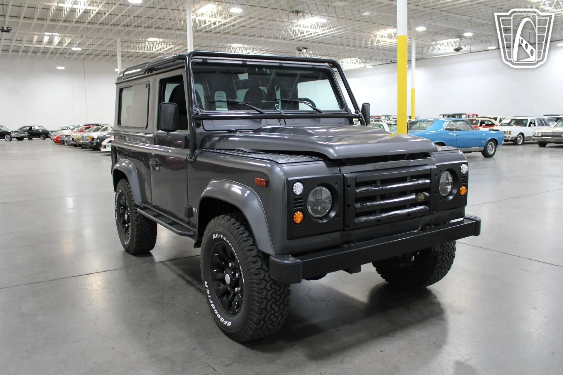 1995 Land Rover Defender 90 NAS