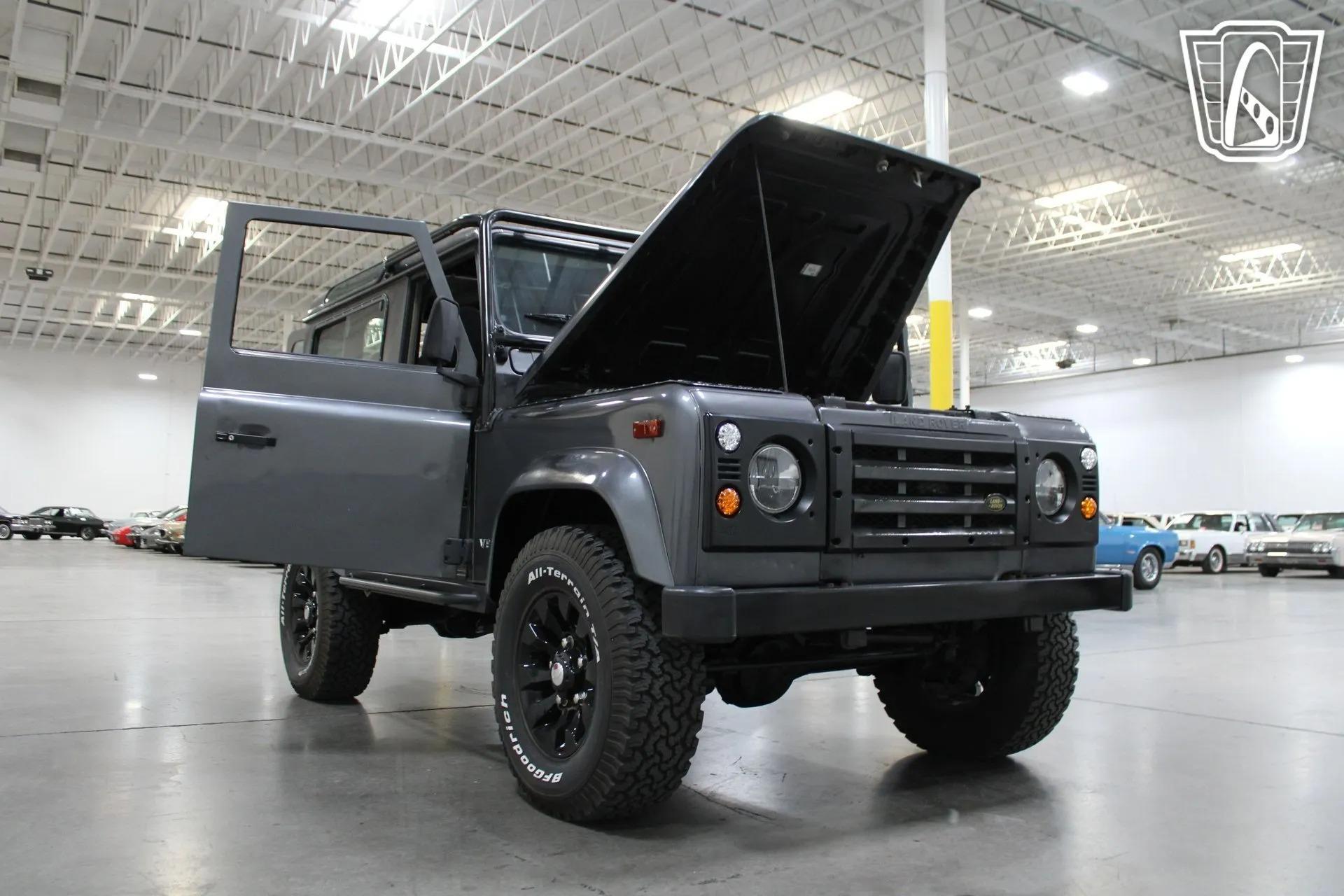 1995 Land Rover Defender 90 NAS