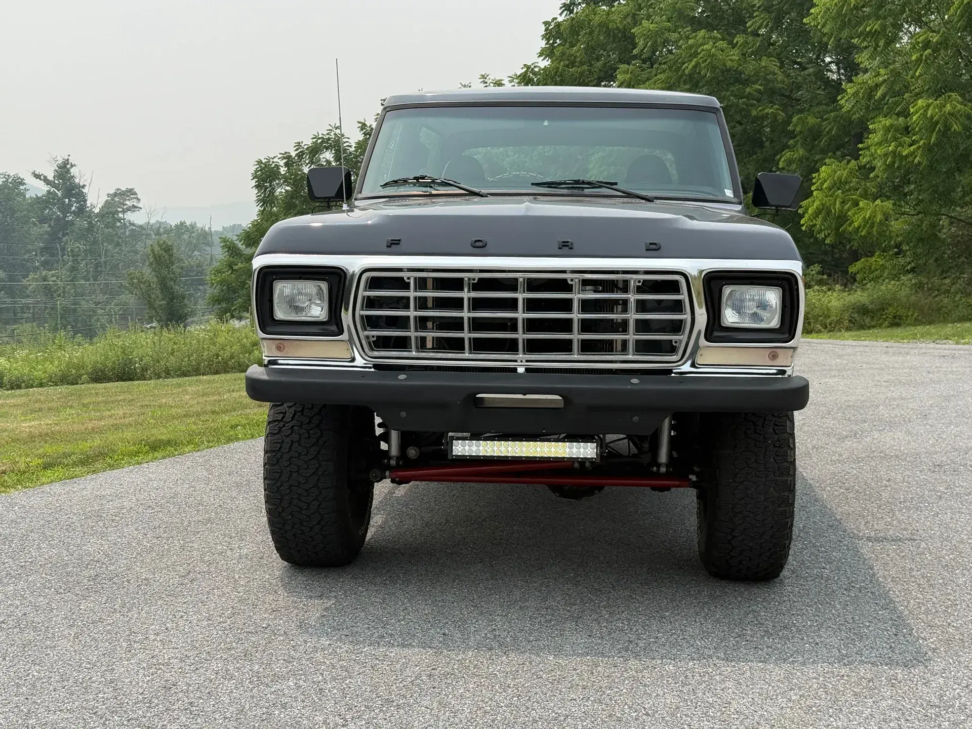 1979 Ford Bronco - 2