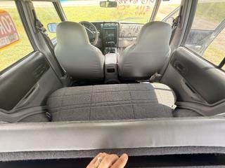 1997 Jeep Cherokee SE