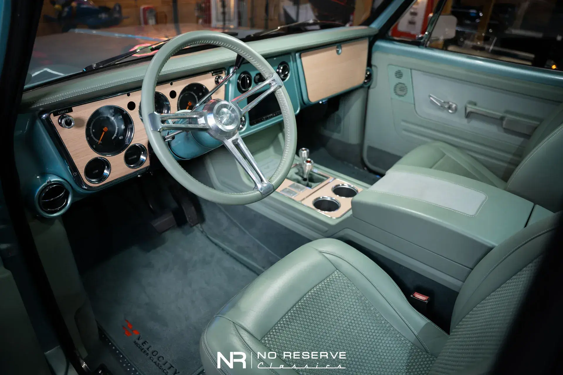 1972 Chevrolet K5 Blazer - 3