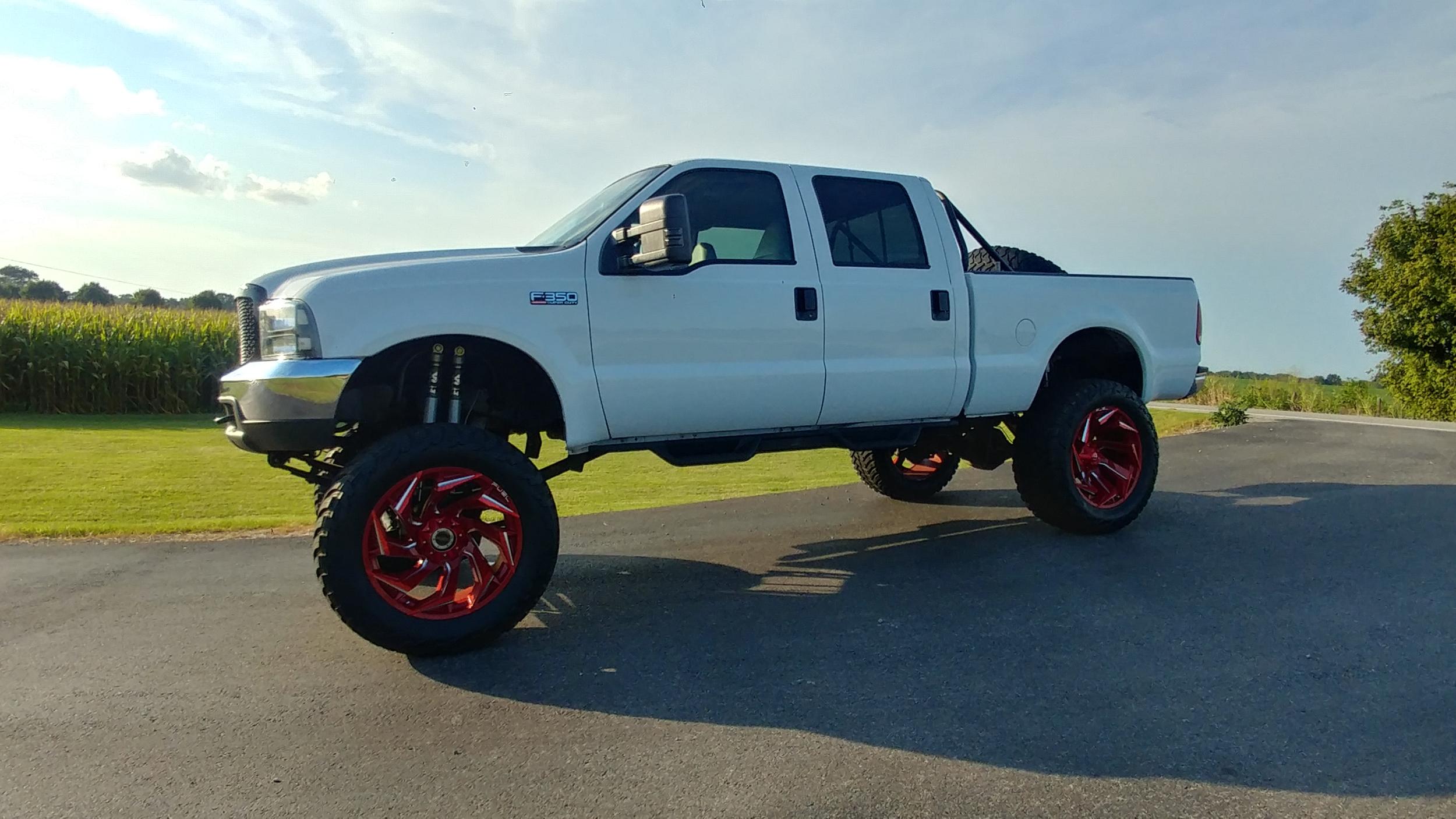 2001 Ford F-350 Lariat Crew Cab - 3