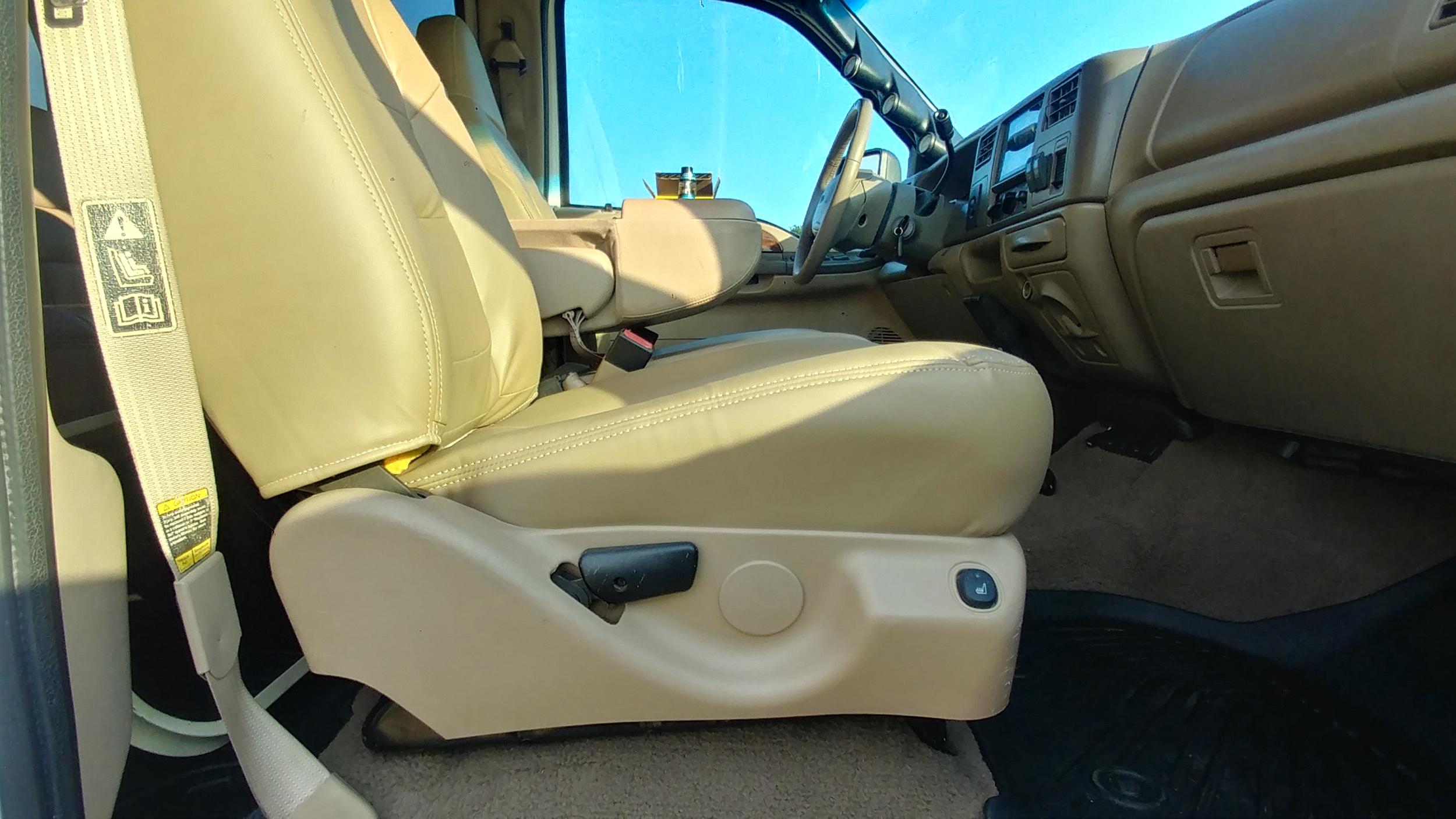 2001 Ford F-350 Lariat Crew Cab