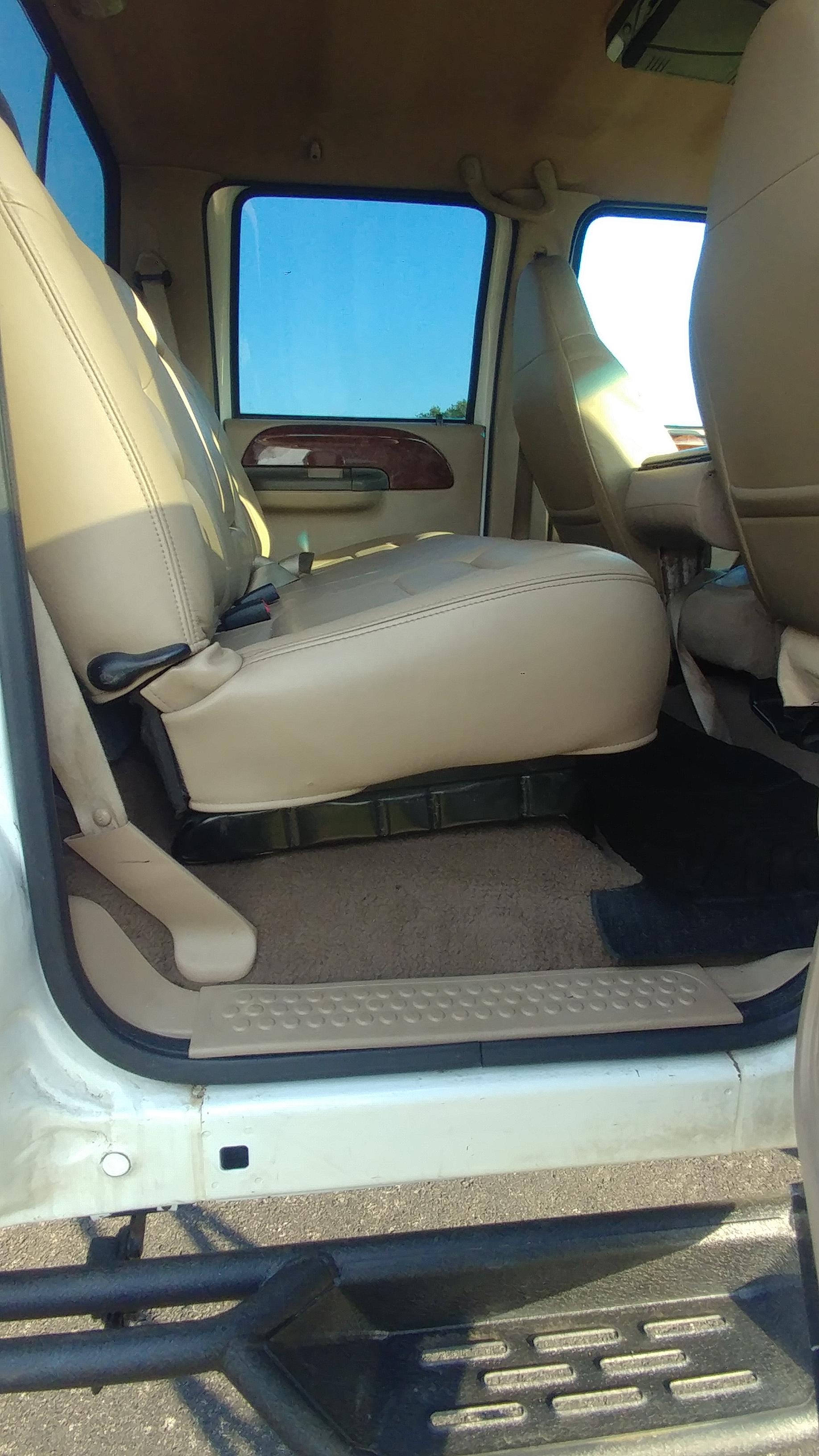 2001 Ford F-350 Lariat Crew Cab