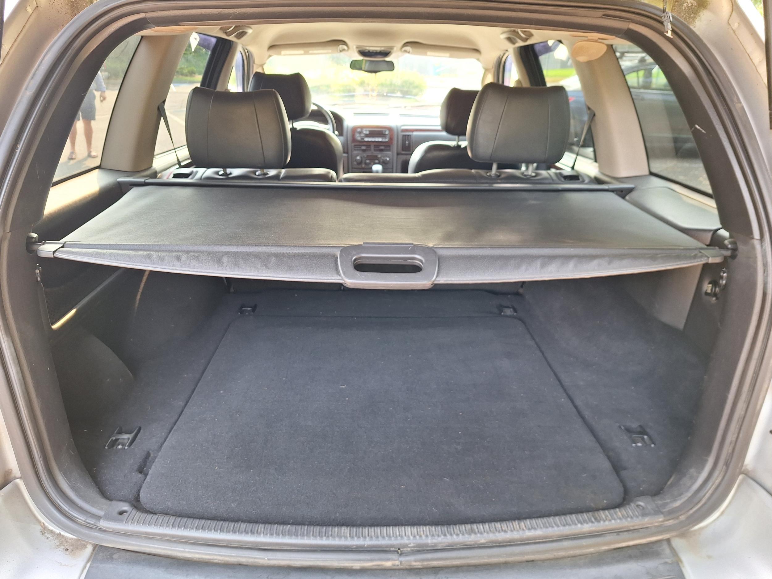 2004 Jeep Grand Cherokee - 5
