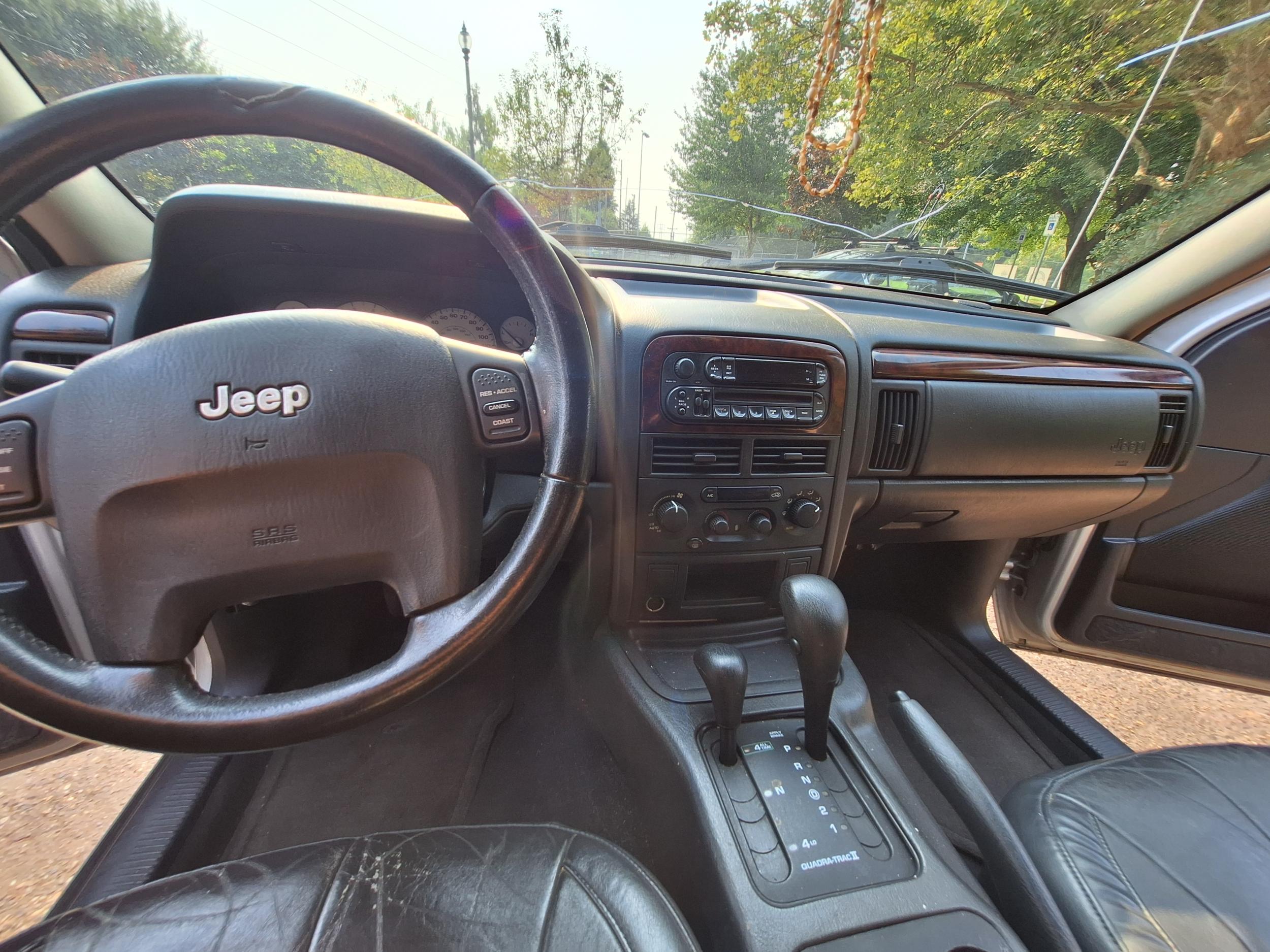 2004 Jeep Grand Cherokee