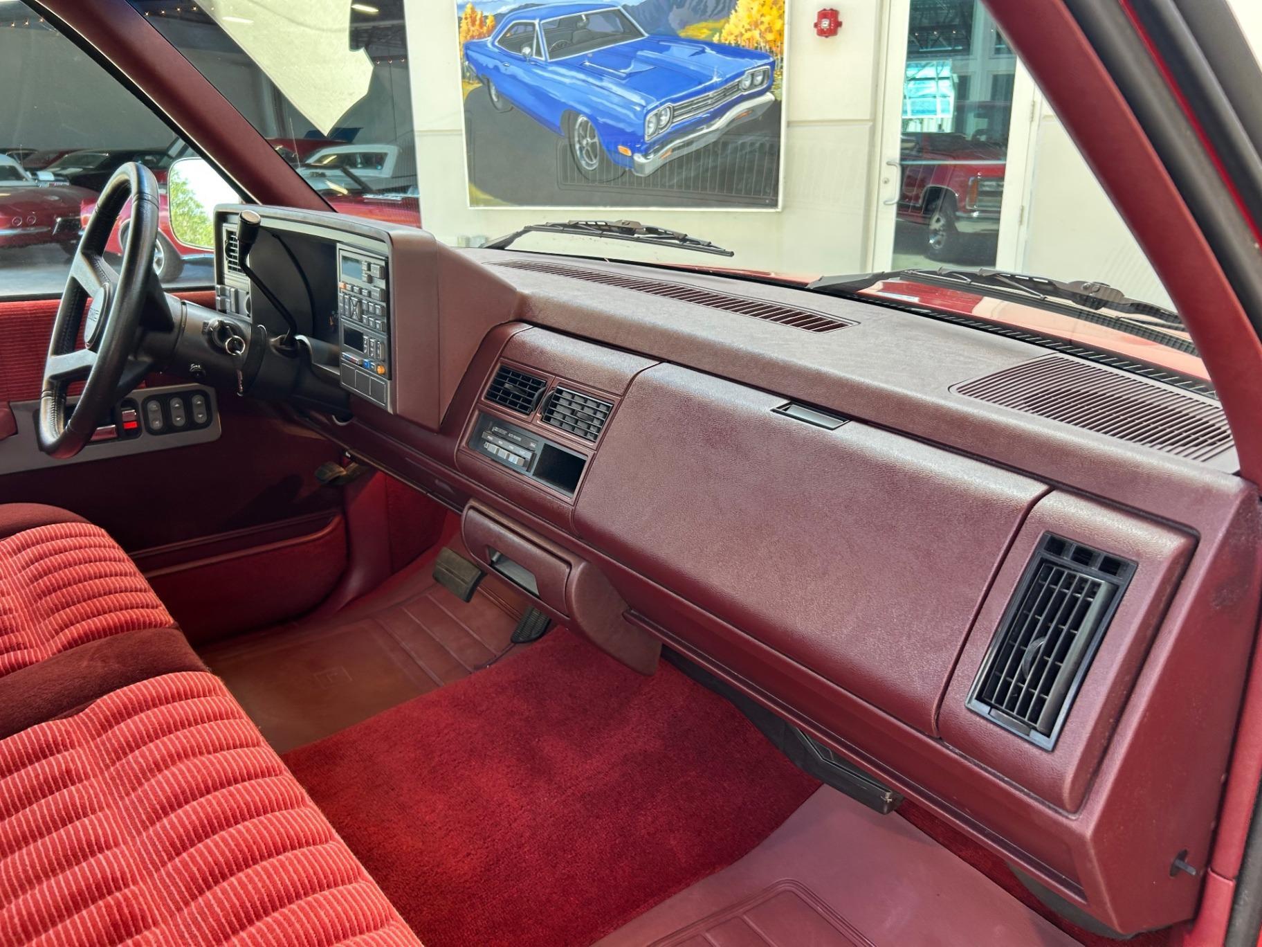 17k-Mile 1993 GMC Sierra SLE