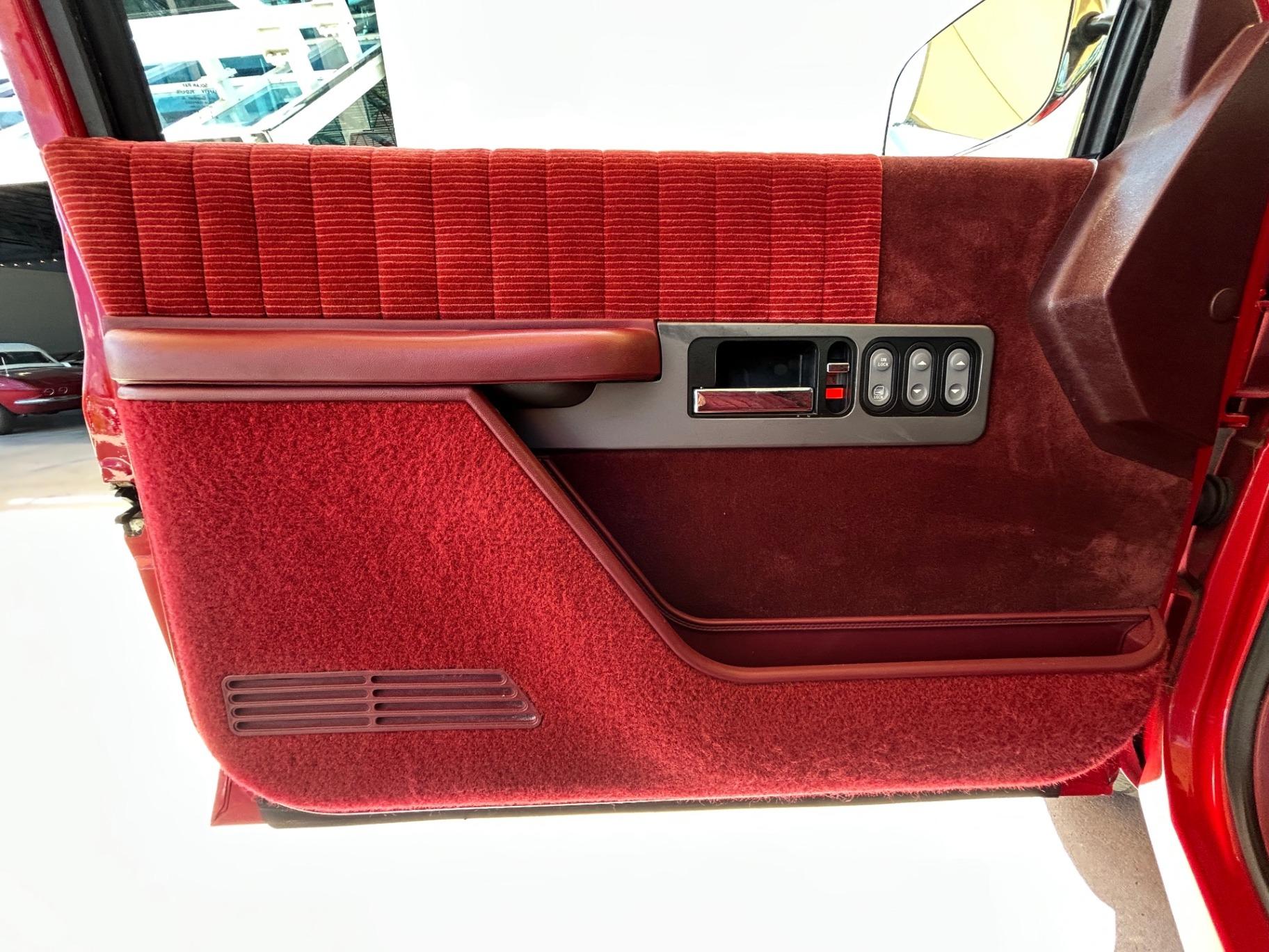 17k-Mile 1993 GMC Sierra SLE