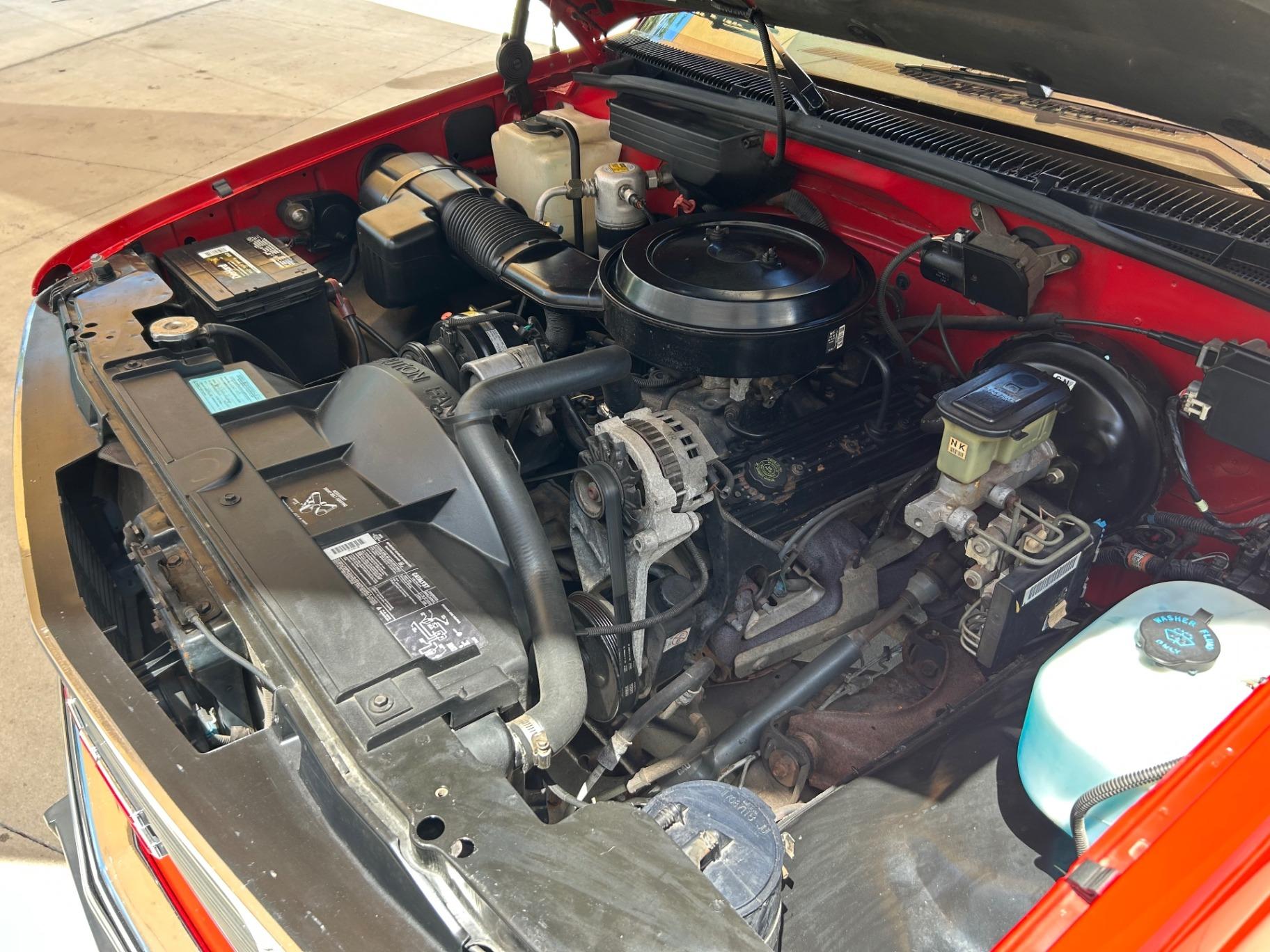 17k-Mile 1993 GMC Sierra SLE