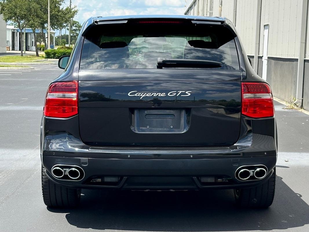 2010 Porsche Cayenne GTS