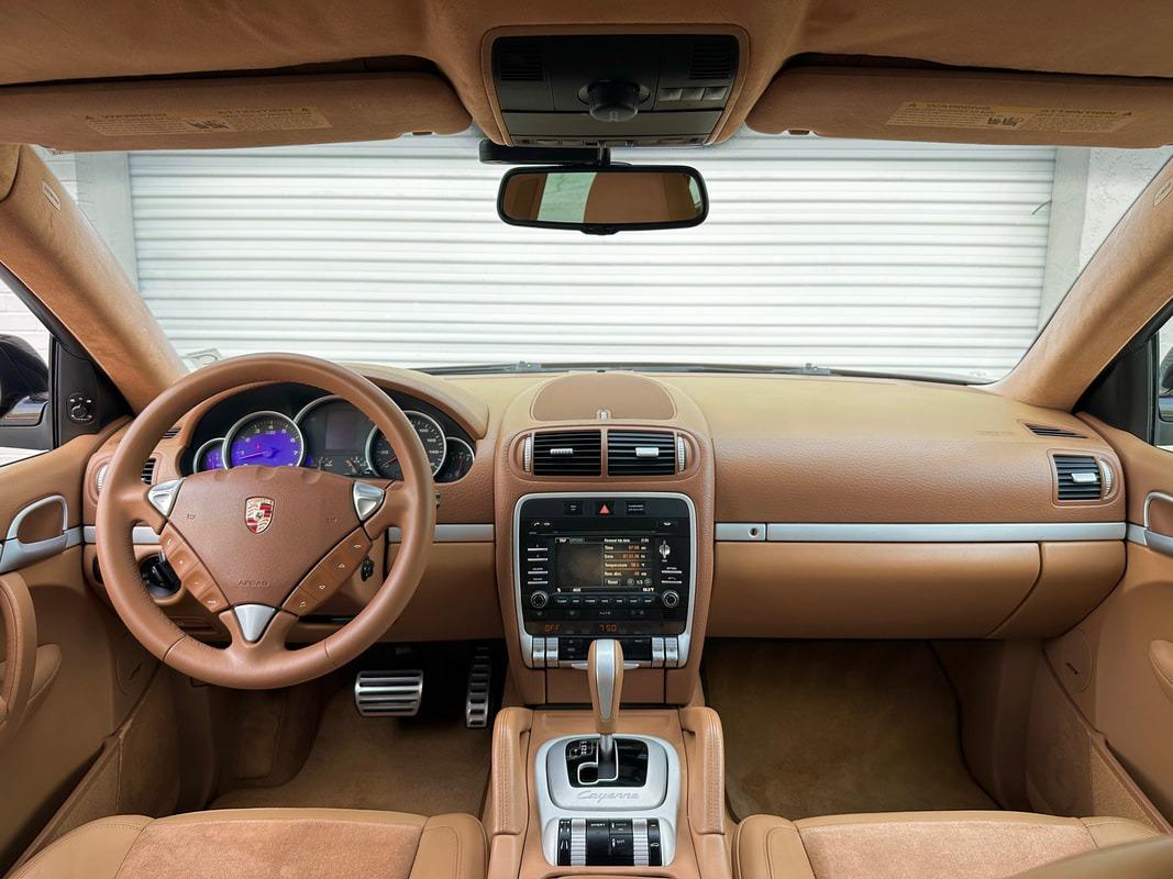 2010 Porsche Cayenne GTS