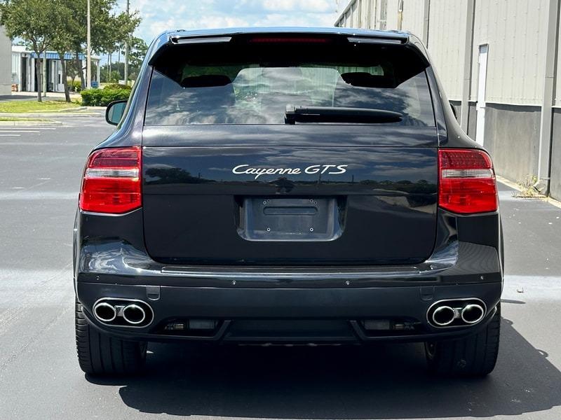2010 Porsche Cayenne GTS